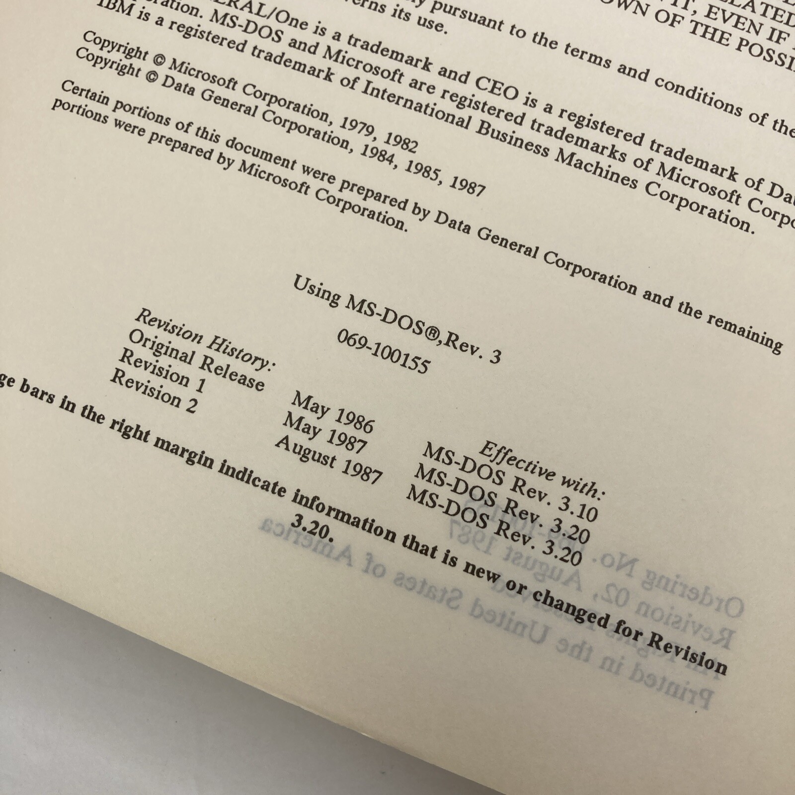 Microsoft GW-Basic User's Guide *PLUS* Using MS-DOS (Rev 3)