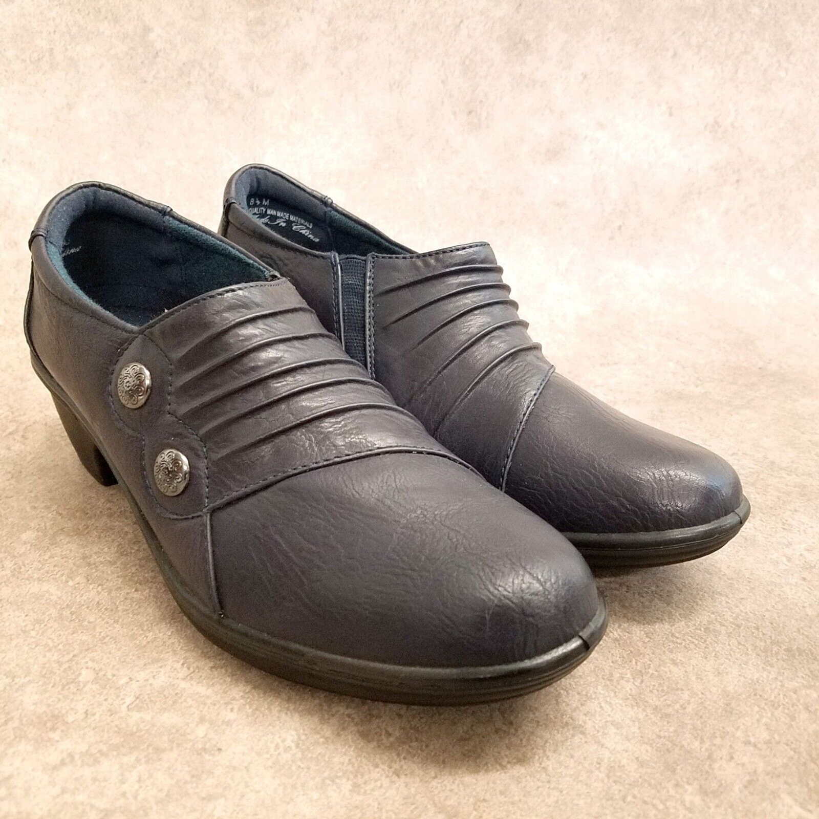 Easy Street Womens Size 8.5 Black Slip On Pleated Clogs