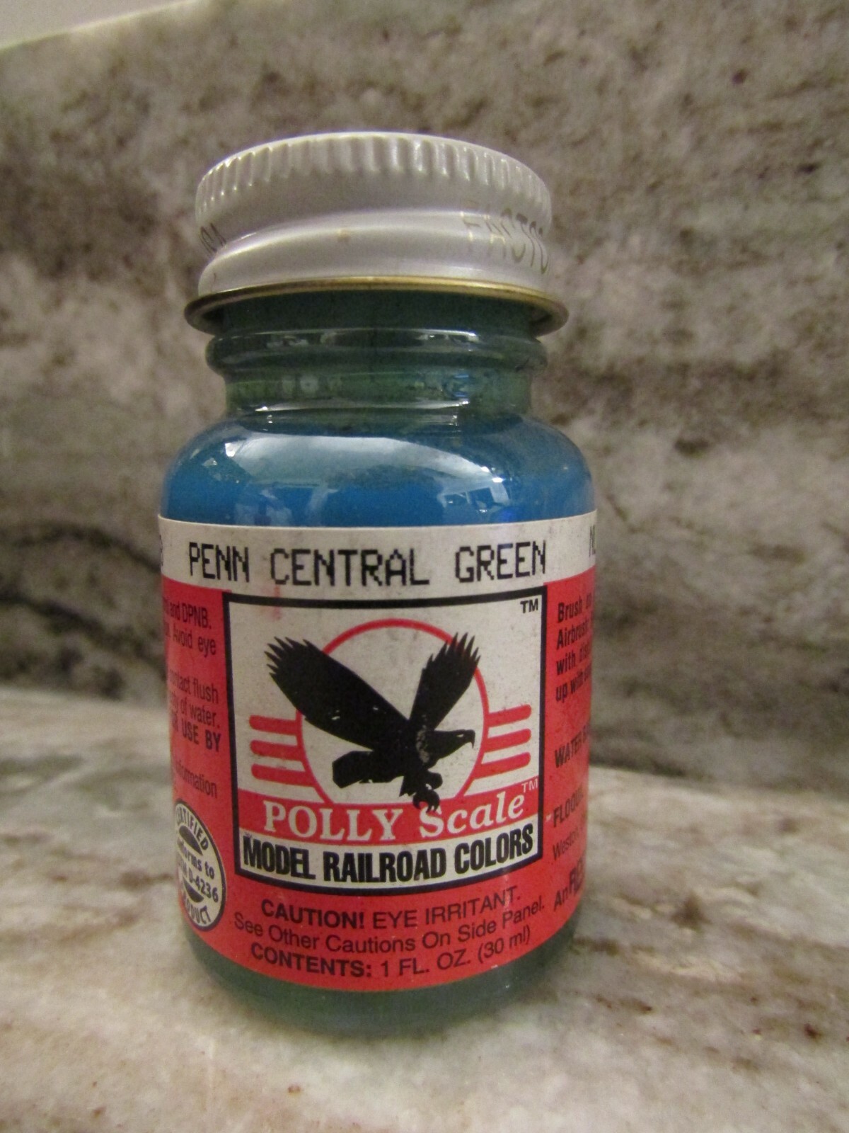 FLOQUIL POLLY SCALE RAILROAD MODEL PAINT 1oz 1 oz - PENN CENTRAL GREEN