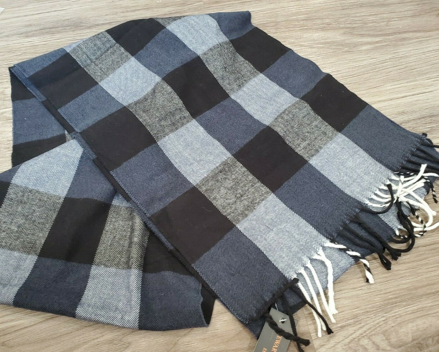 Stewart Of Scotland Scarf Black Gray Fringe Acrylic Winter