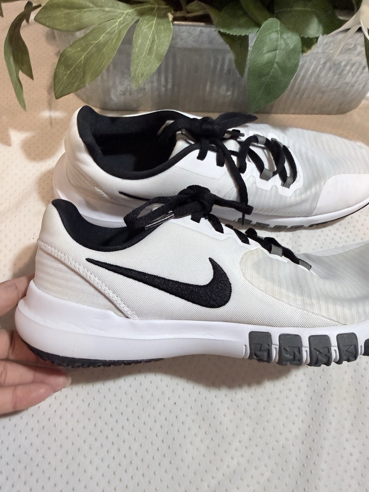 Nike Flex Men's Training Running Shoes White Black Breathable US 9