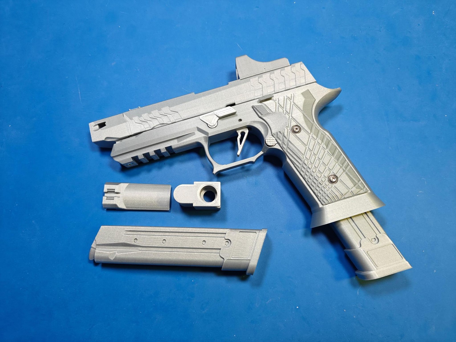 RE Leon Inspired Snapper P320 KIT