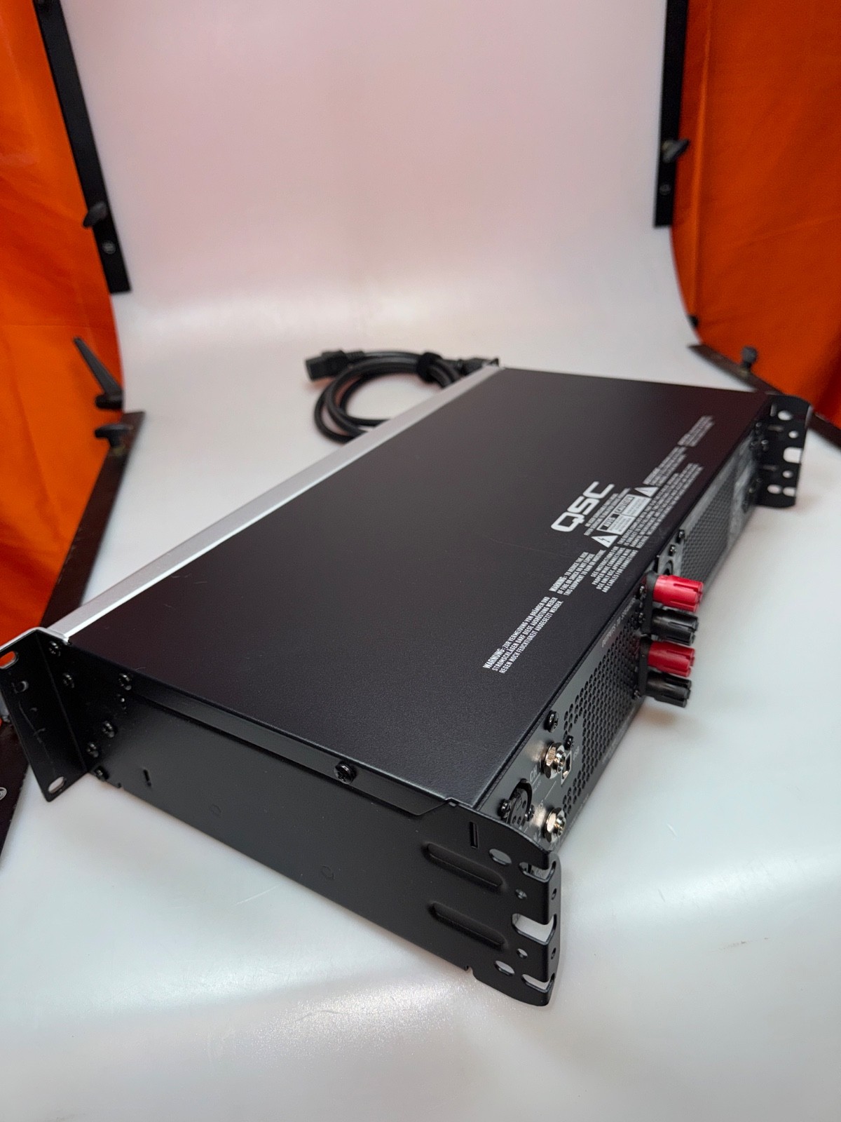 QSC GXD 8 2ch Digital Amplifier W/ Onboard DSP