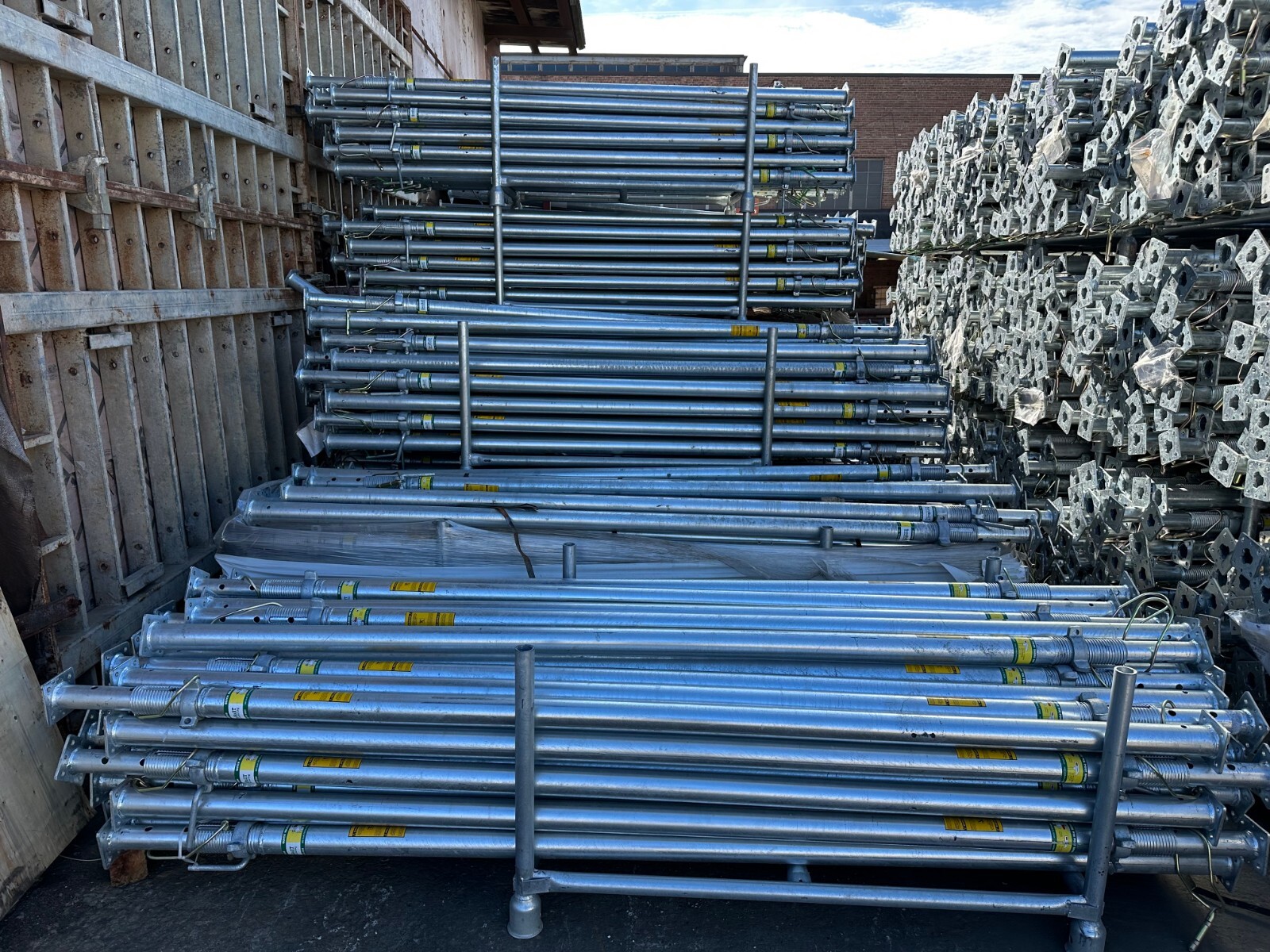 350 Post Shore (GALVANIZED) - OVER 1000 AVAILABLE