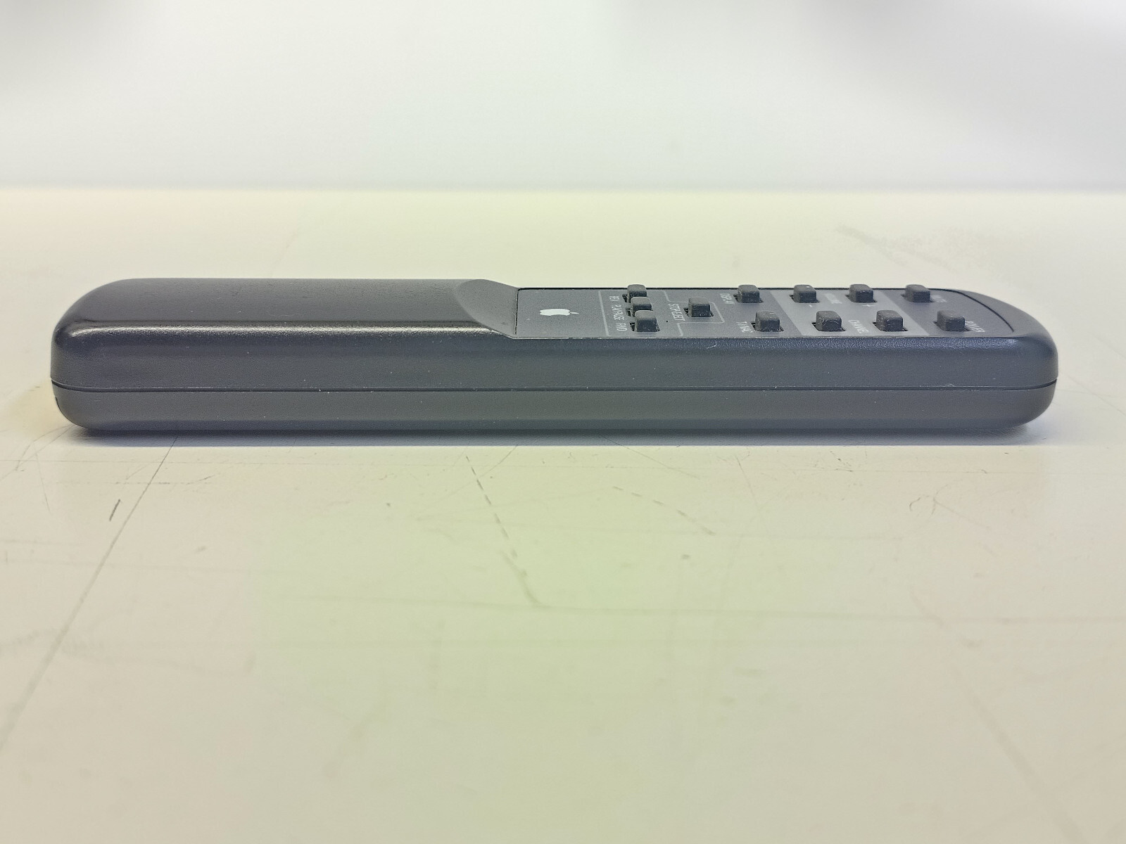 Genuine Apple TV/Video System 658-0086-A Remote Control TESTED