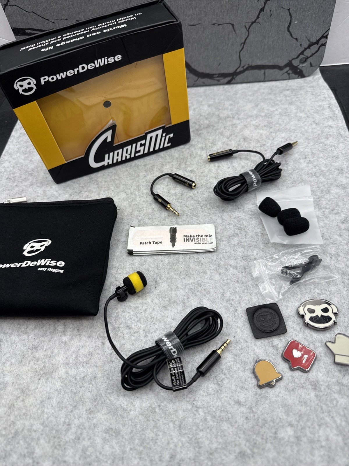 Power DeWise  CharisMic Microphone W/ Clip - Smartphone vlogging