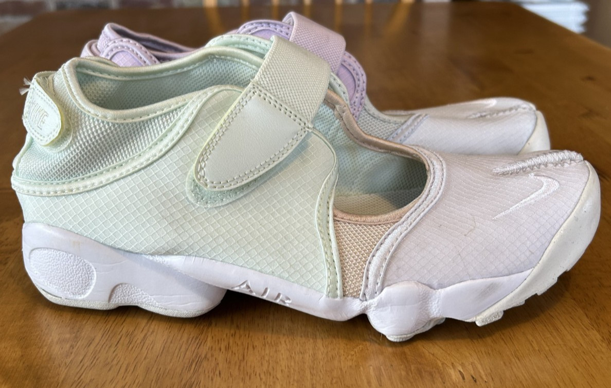 Nike Air Rift DV2926-300 Split Toe Tabi Sneakers Women US 9 Pastel Color Japan