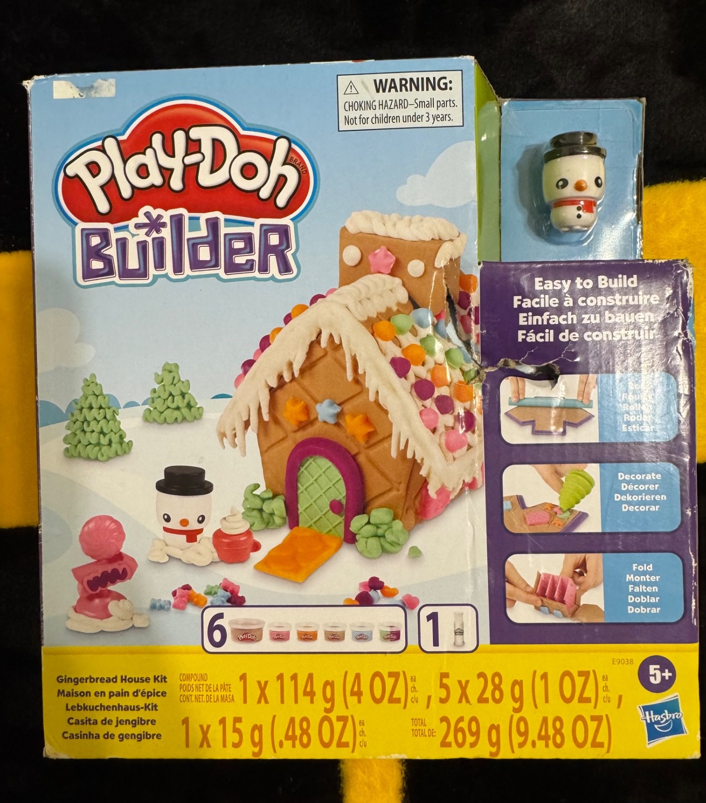 Play-Doh Builder Gingerbread House Kit, Hasbro, 2020, New Open Box, Box Damage