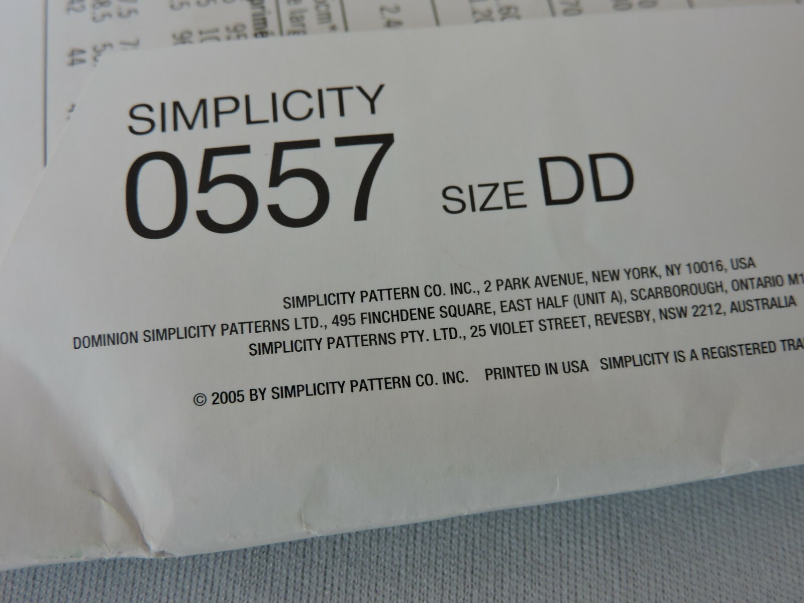 Simplicity Sewing Pattern 0557 Threads Collection Top Jacket Skirt Capris Pants