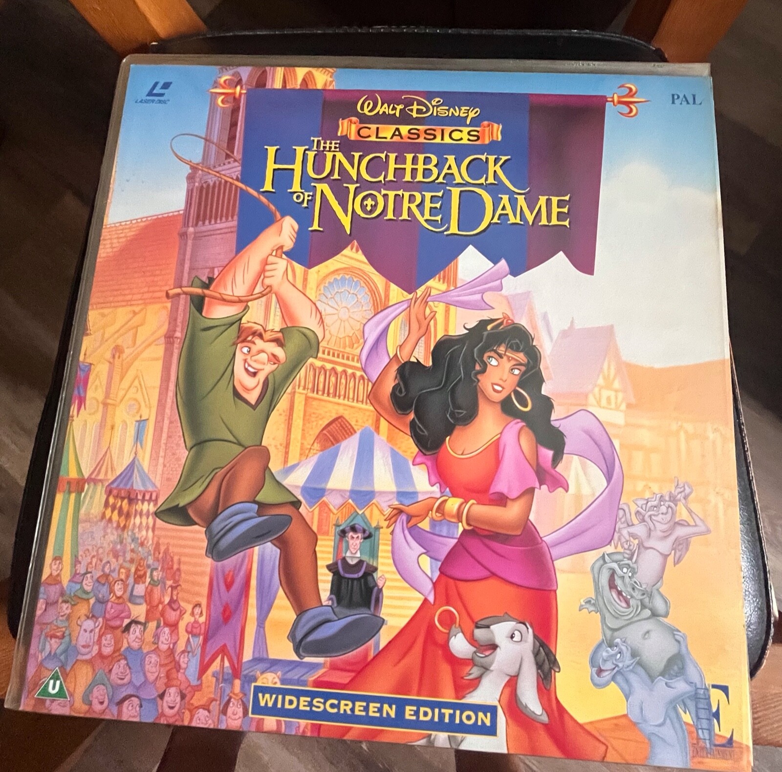 Disney The Hunchback of Notre Dame 1996 Widescreen Edition Laserdisc PAL