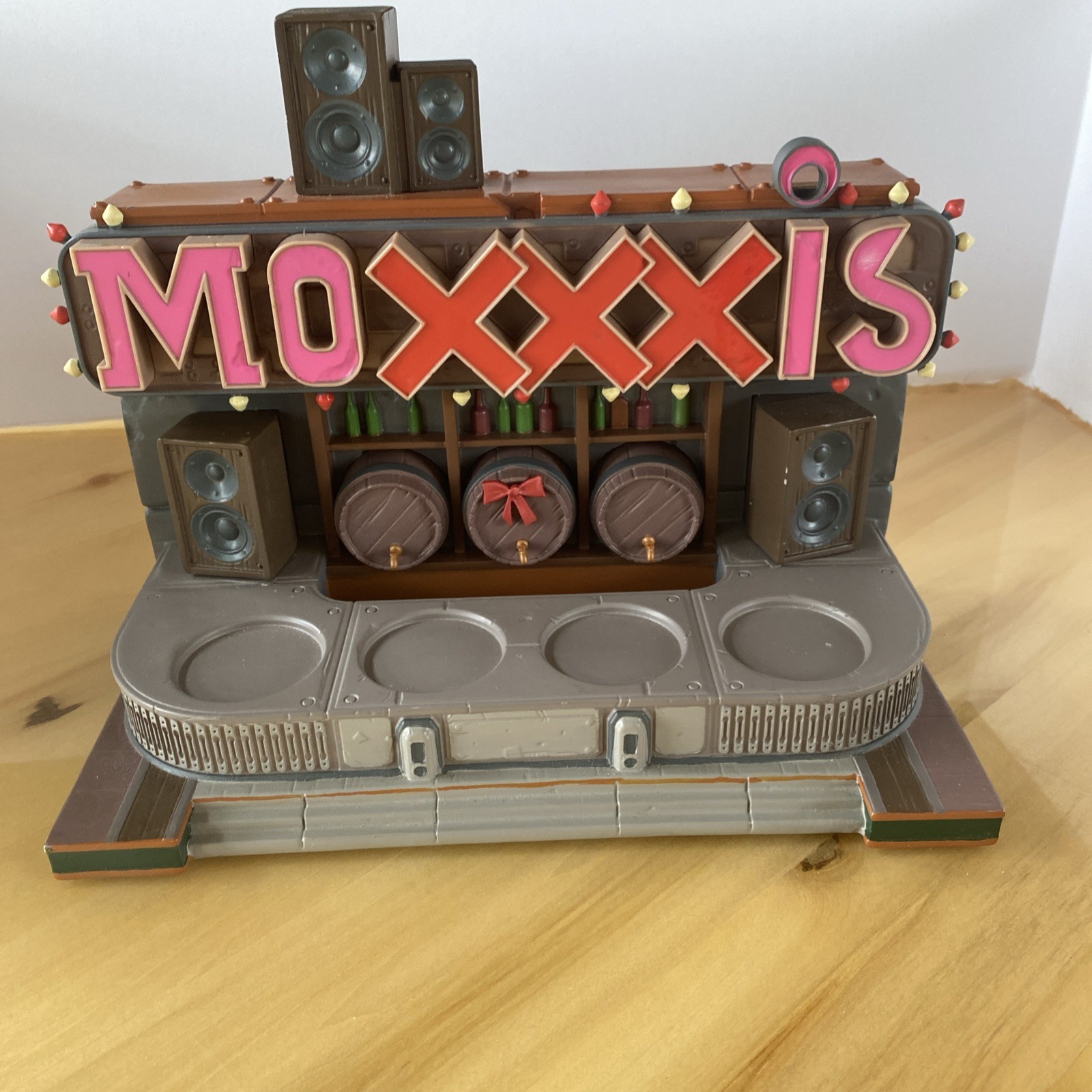 Borderlands Moxxxis  Bar Shot Glass Holder By numskull
