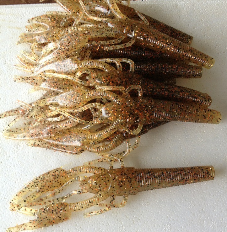 (14) WAVE WORMS 7" TIKI-LOBSTER BULK HUGE CRAWFISH LURE Gold Dust Brand New