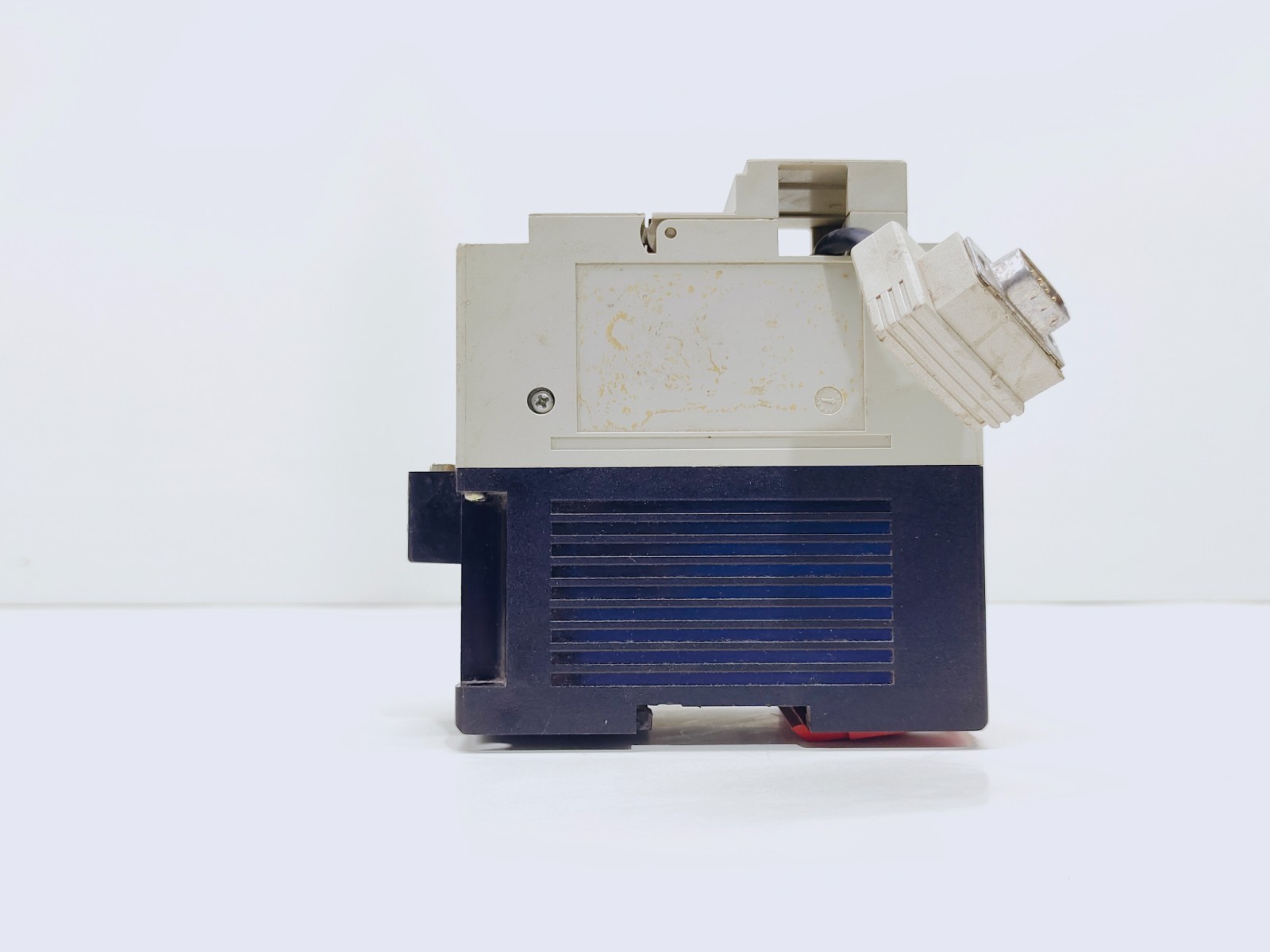 TELEMECANIQUE TSXDSF612 OUTPUT MODULE (FREE SHIPPING)