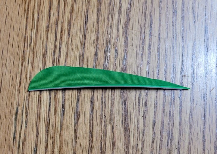 4 inch Feathers Right Wing Parabolic Cut 100 pack Green