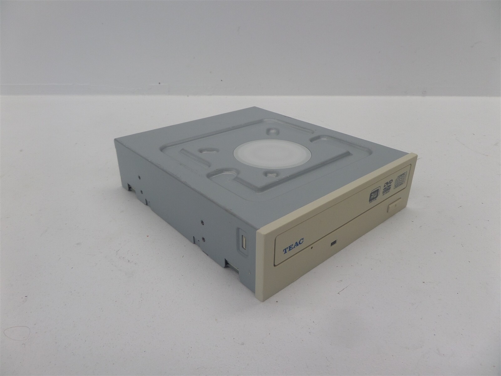 Vintage Teac DV-W518GM CD-ROM Internal Drive 19771800-95 - Beige Bezel