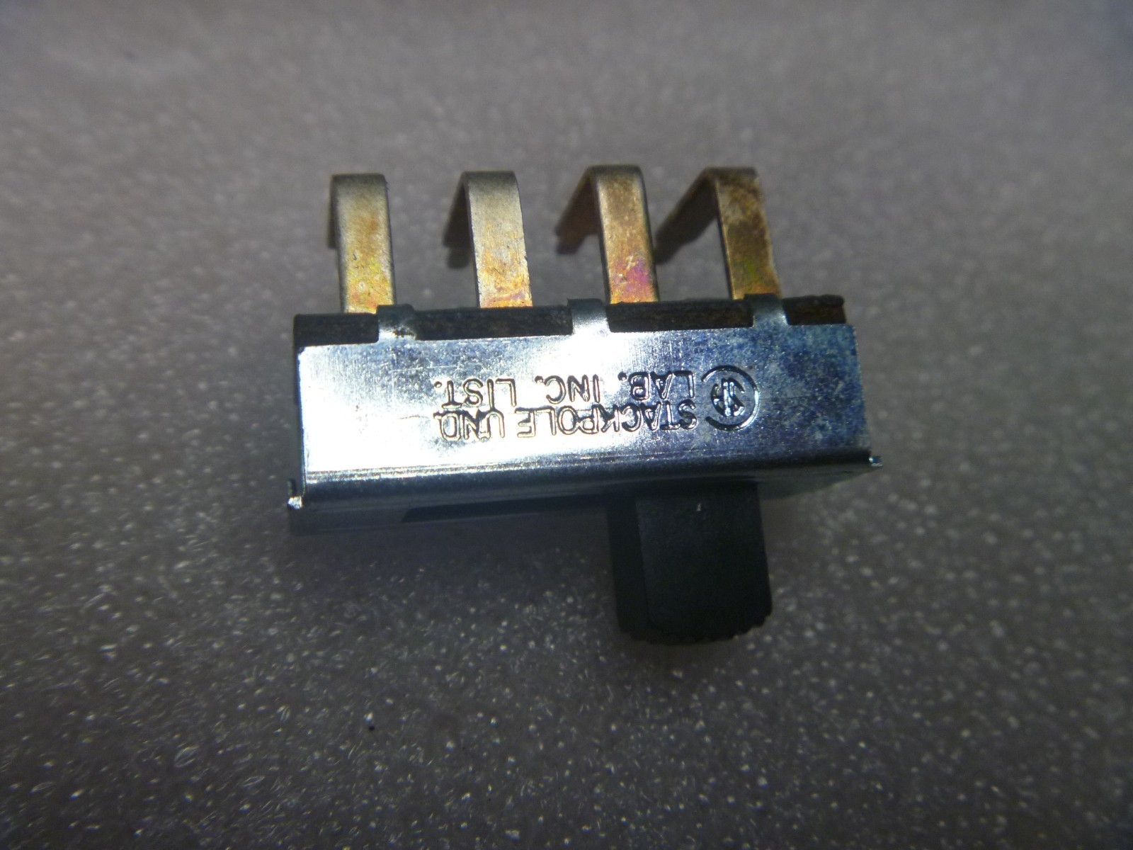 Stackpole Slide Switch 3 Position 2 Pole 8 Pin Right Angle PC Board Mount