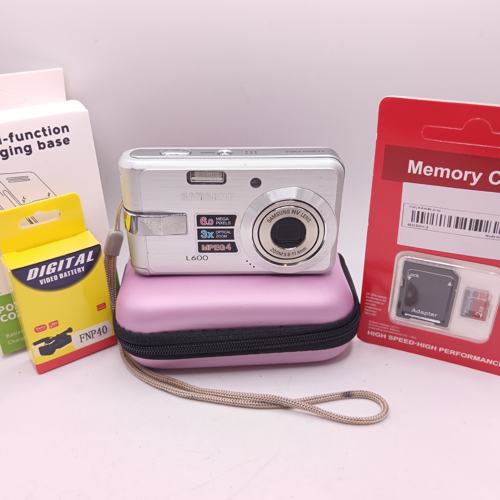 Samsung Digimax L600 6.0MP Compact Digital Camera Silver Tested Full Working Set