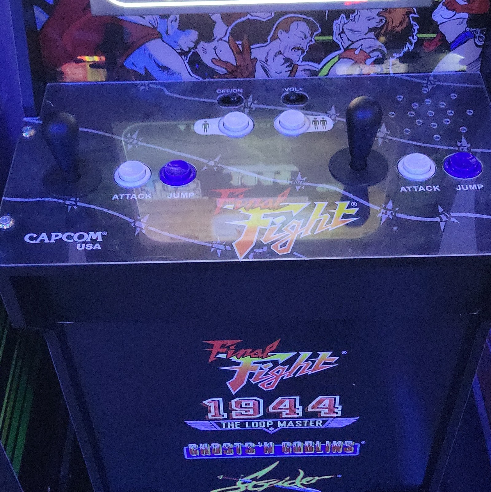 Arcade1Up Final Fight Capcom Arcade Cabinet w/ Riser - Light Up Marquee
