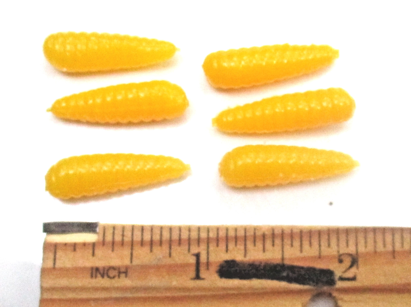 50ct YELLOW 1" BEETLES BUG LARVA Crappie Fishing Panfish Lures Perch Bream Baits