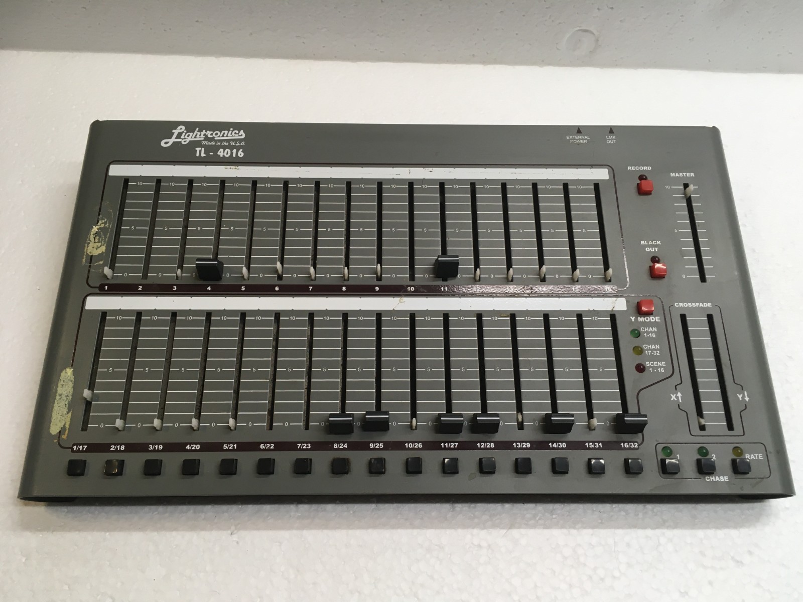 Lightronics TL-4016 32 Channel Duel Protocol Lighting Controller Parts Repair