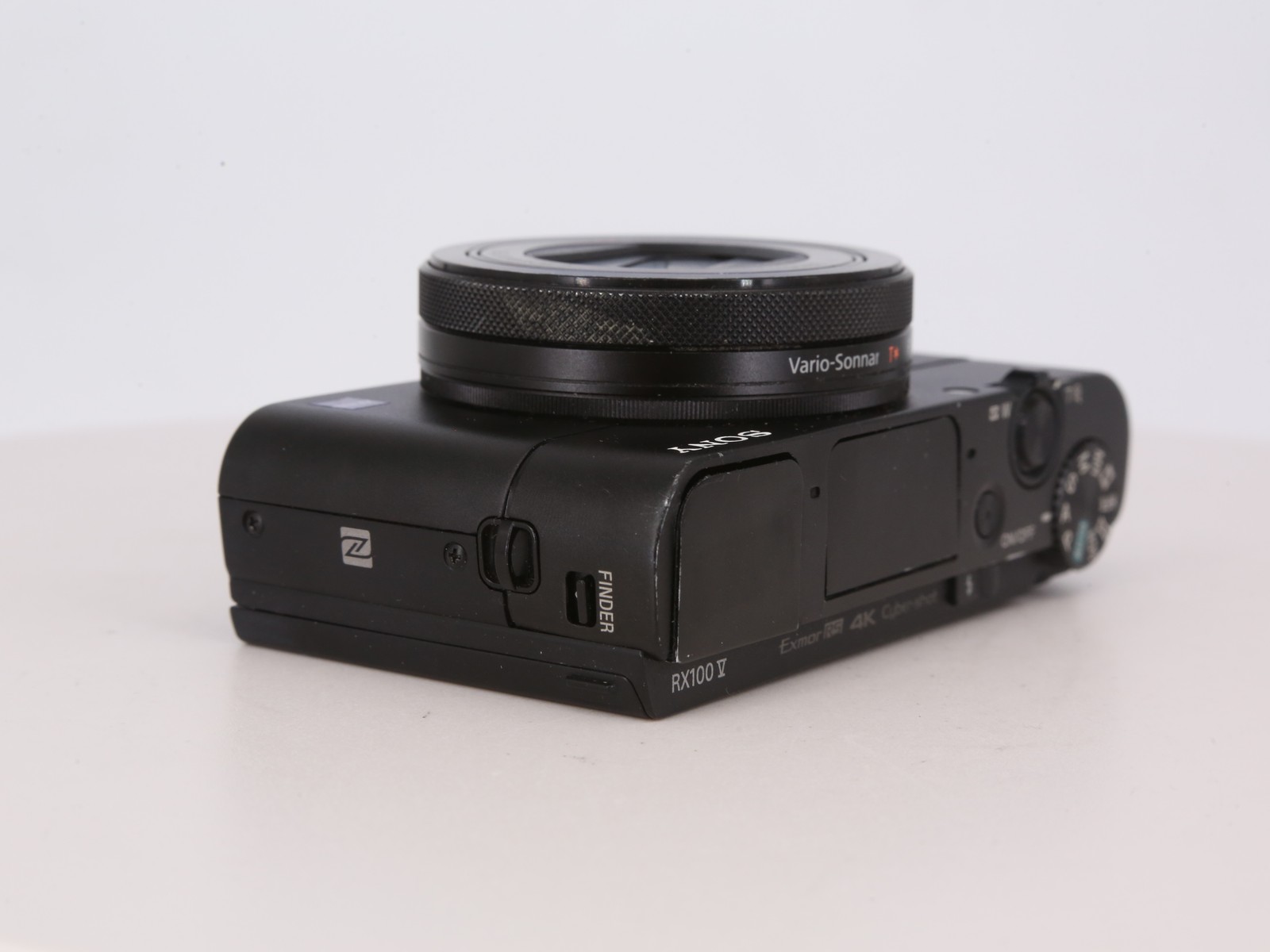 [Good, Fast Shipping] Sony DSC-RX100 V M5 Camera