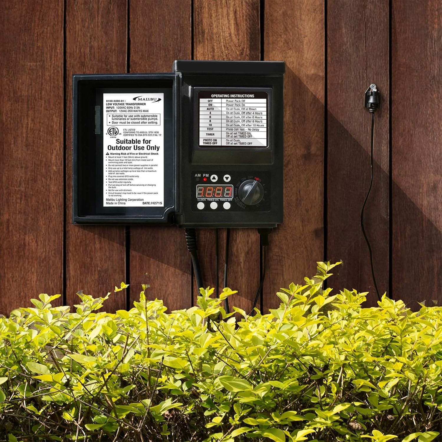Programmable 200W Low-Voltage Transformer with Auto Photo Sensor for Lighting