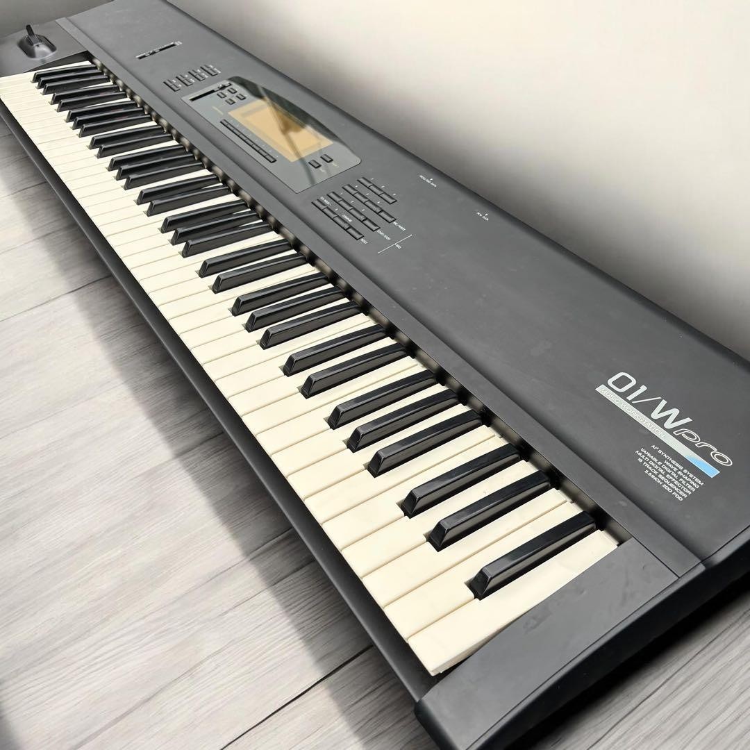 KORG 01 W FD Music Workstation Synthesizer