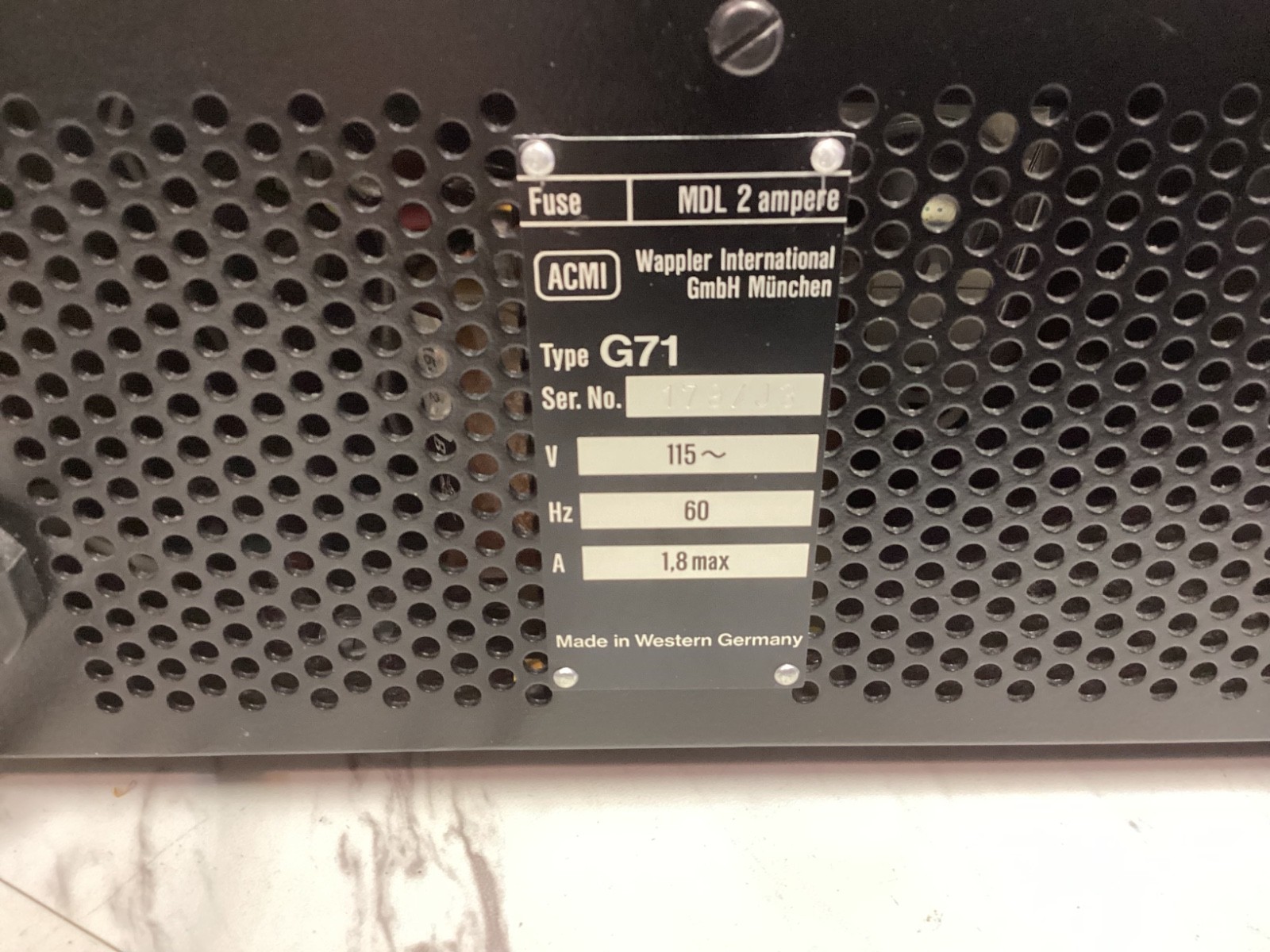 ACMI G71 LIGHT SOURCE. .