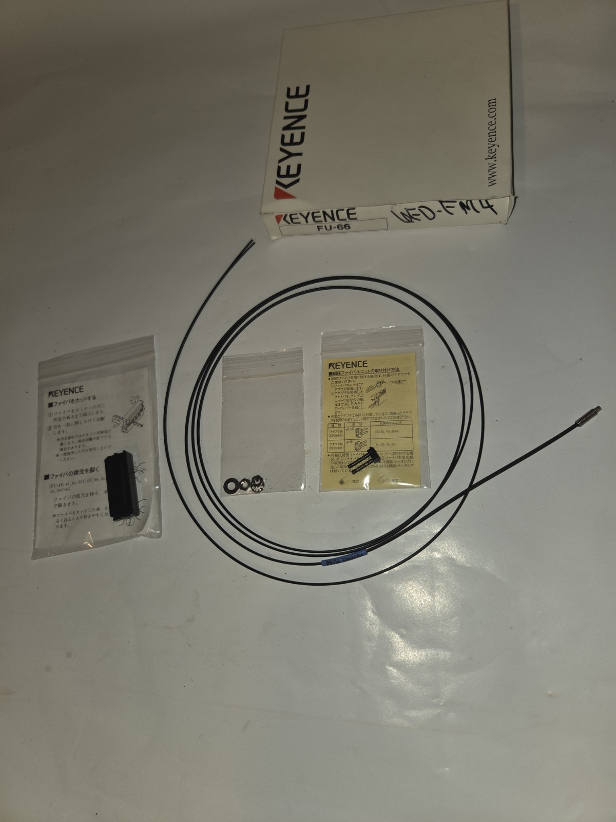 NEW GENUINE KEYENCE FU-66 SENSOR