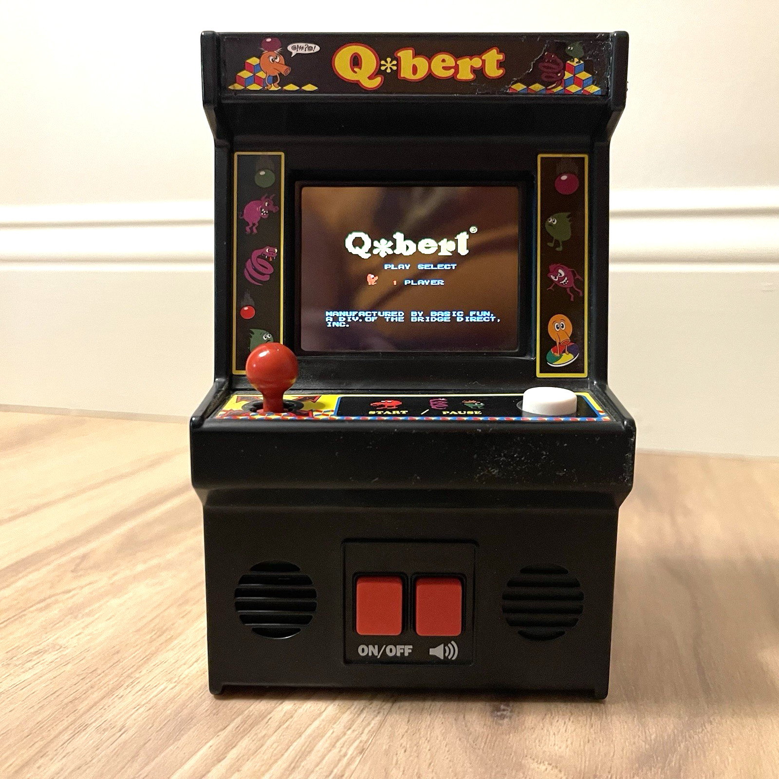 Q*Bert Arcade Classics 04 By Basic Fun Bridge Direct Retro Mini Arcade Game 2016