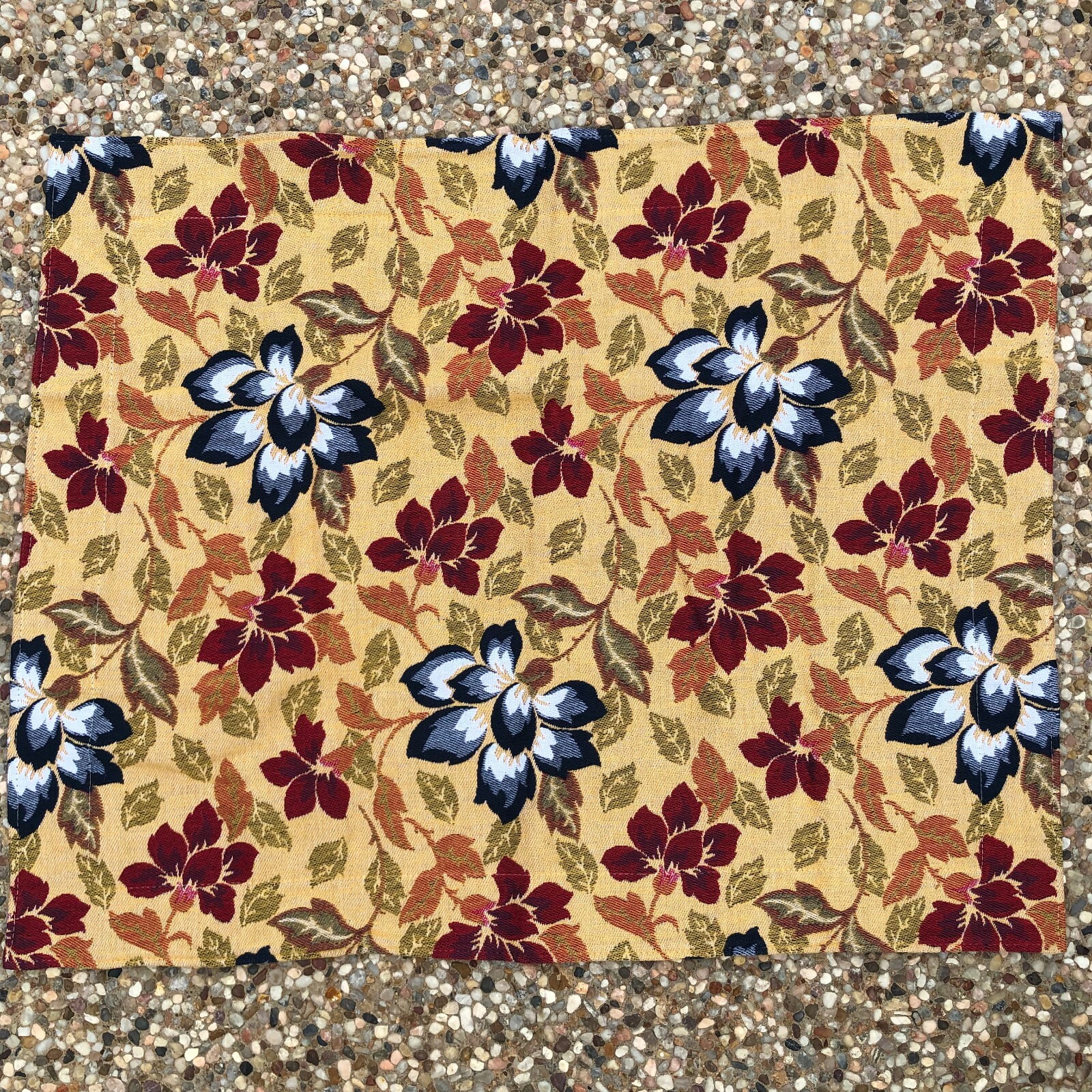 Domingos Almeida Standard Pillow Shams Set/2 NEW Gold Red Black Floral Cotton