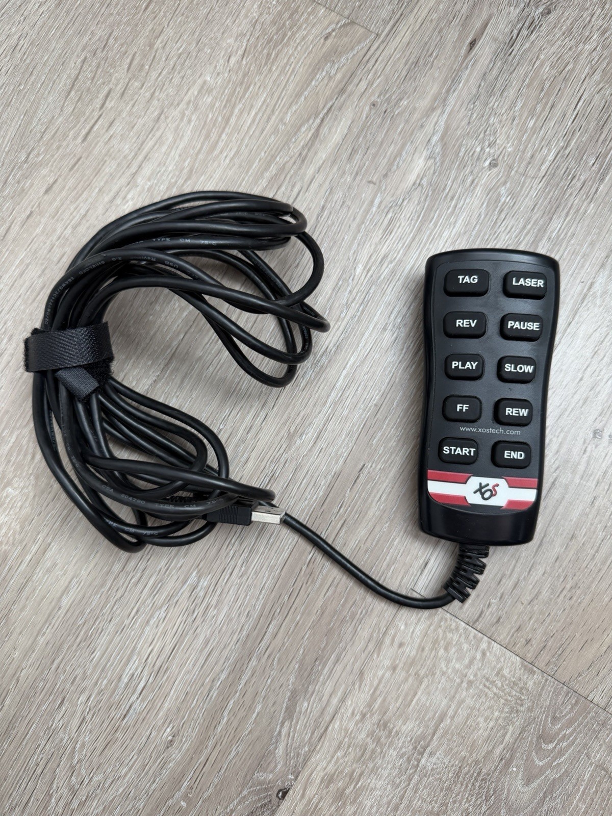 XOS Technologies Xostech USB Wired Remote Control w/ Laser, Playback Control