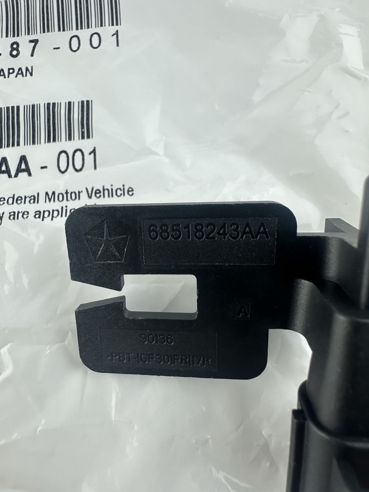 New Genuine Mopar Sensor-Ambient Temperature 68518243AA OEM
