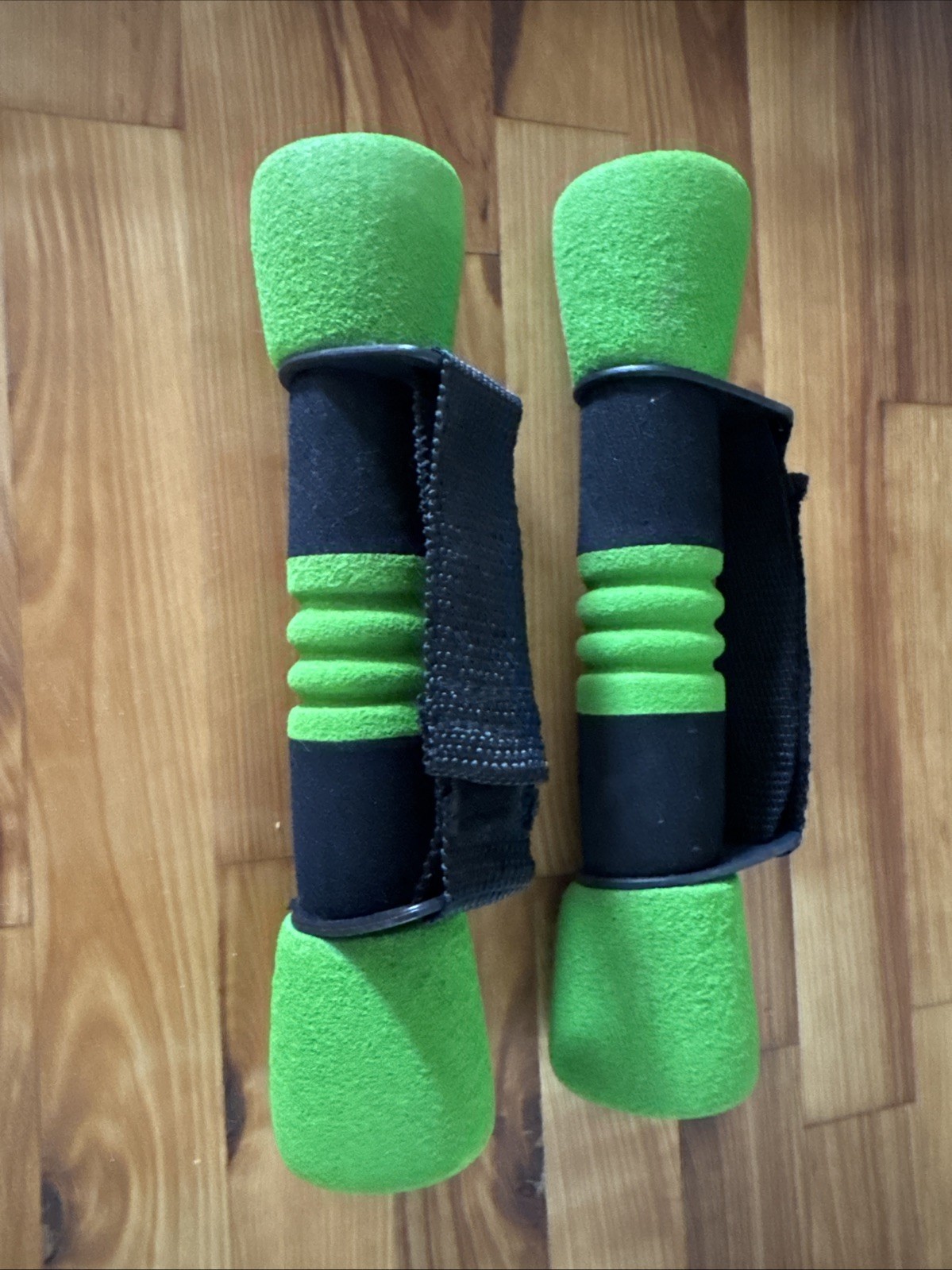 Go Walking Hand Weight Set 1 lb Each with Adjustable Hand Strap, Soft Grip