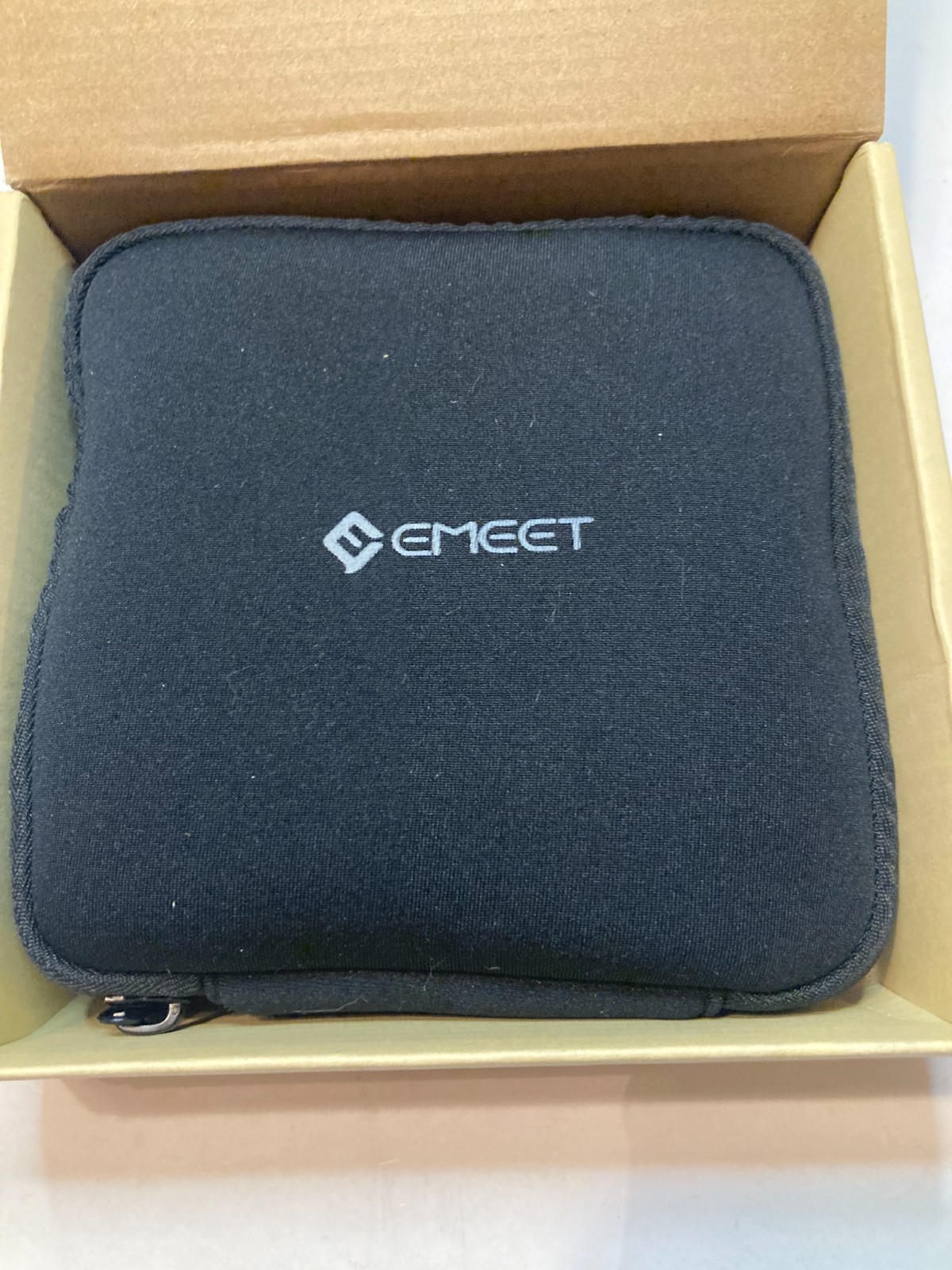 NEW Open Box EMEET Officecore M0 Plus Wireless Conference Speakerphone