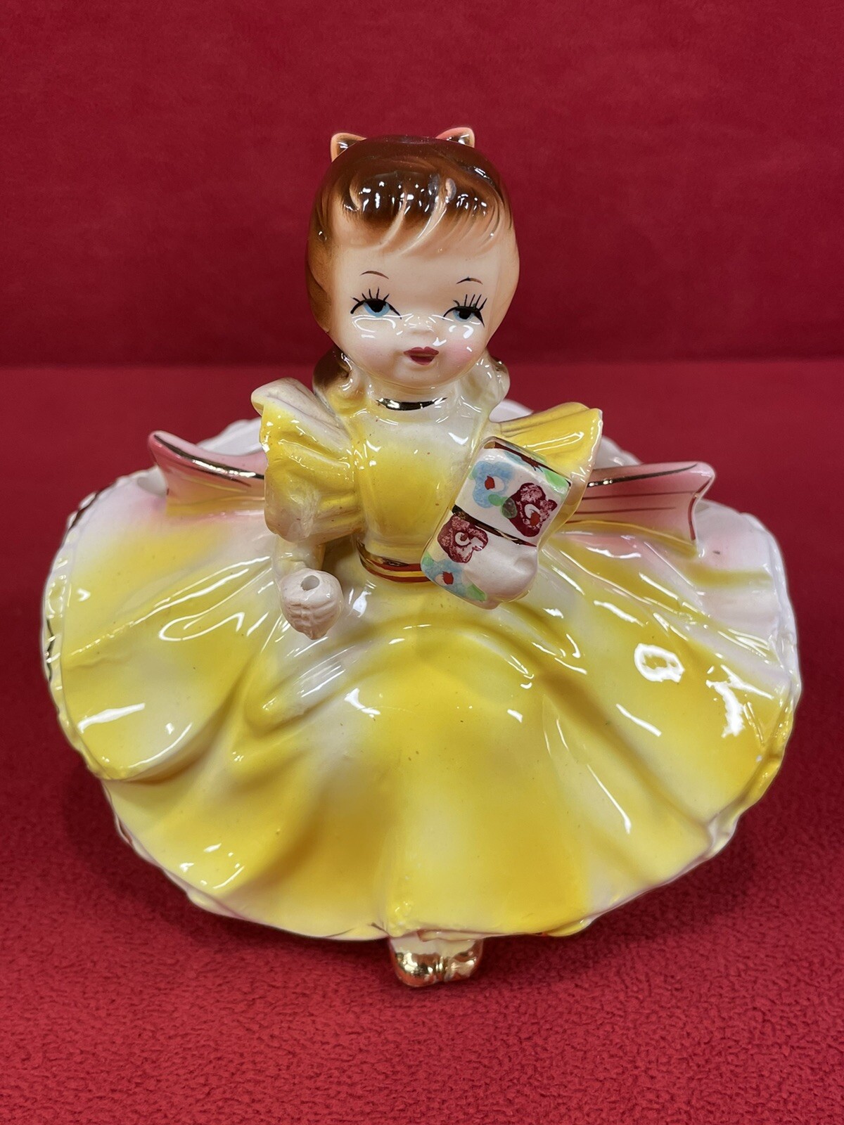Ruebens Originals Planter  Yellow Gown 502 With Label