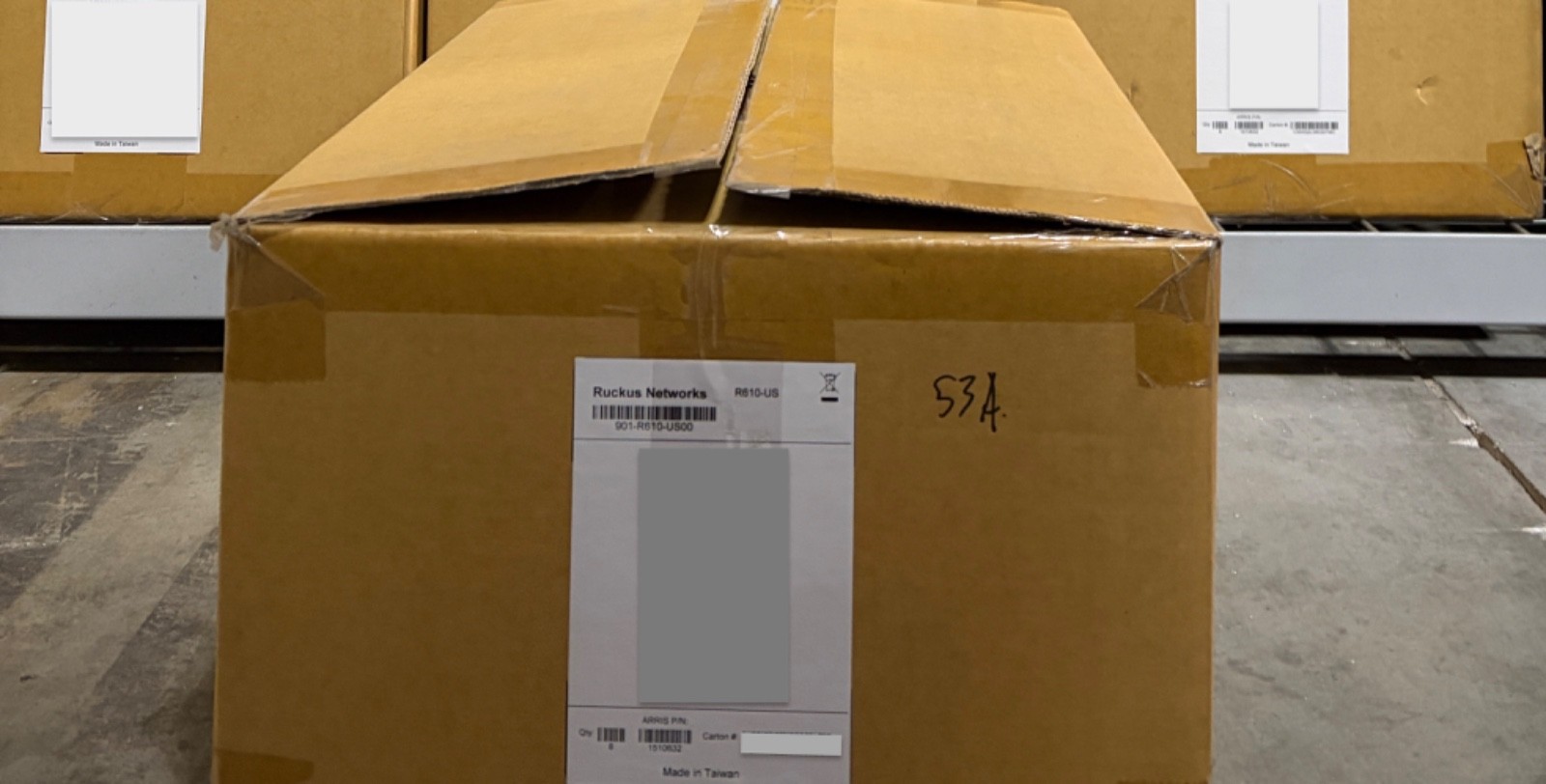 LOT OF 8 NEW Ruckus ZoneFlex  R610 Access point 901-R610-US00