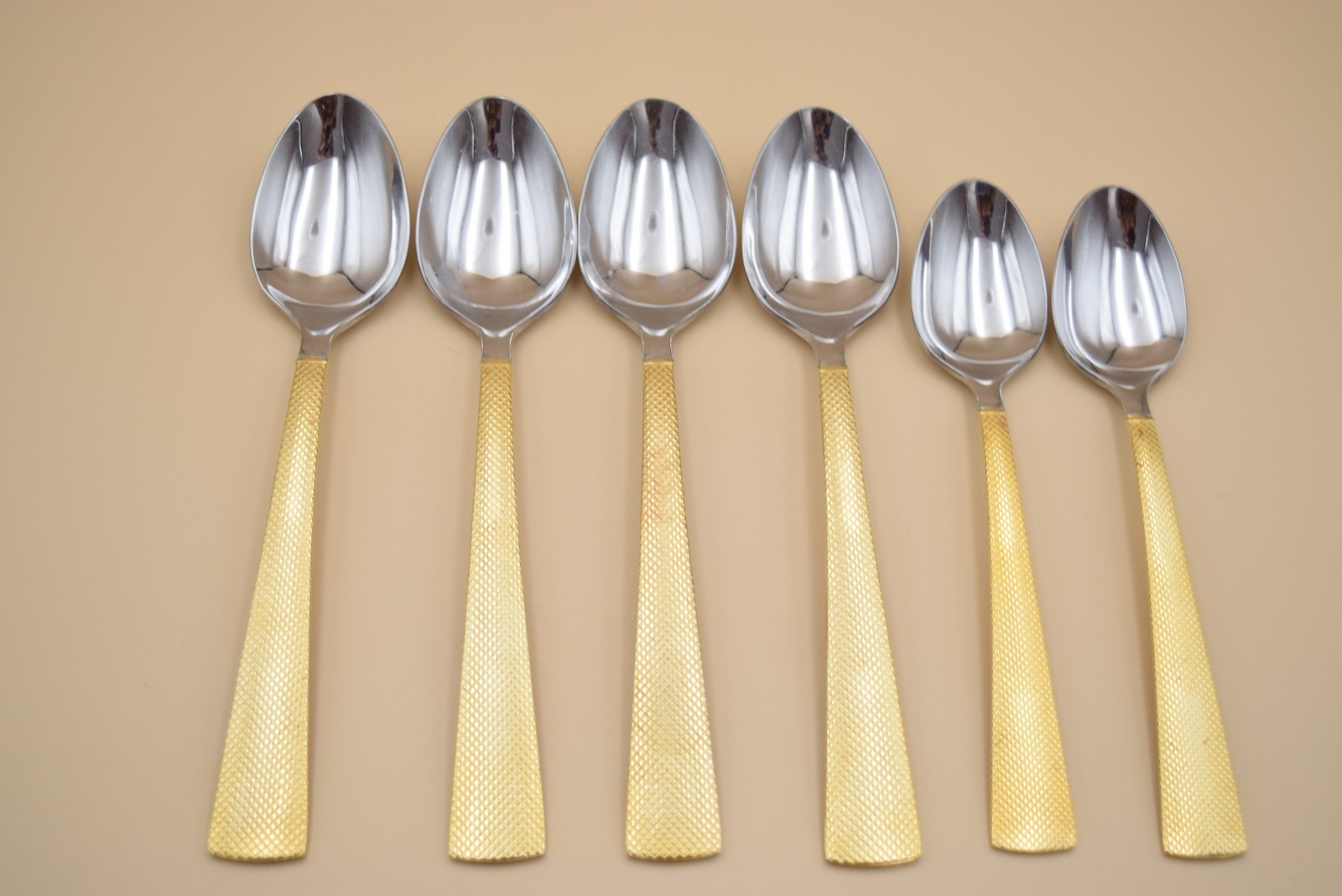 Argent Orfevres 14pc Flatware Gold Tone Dotted