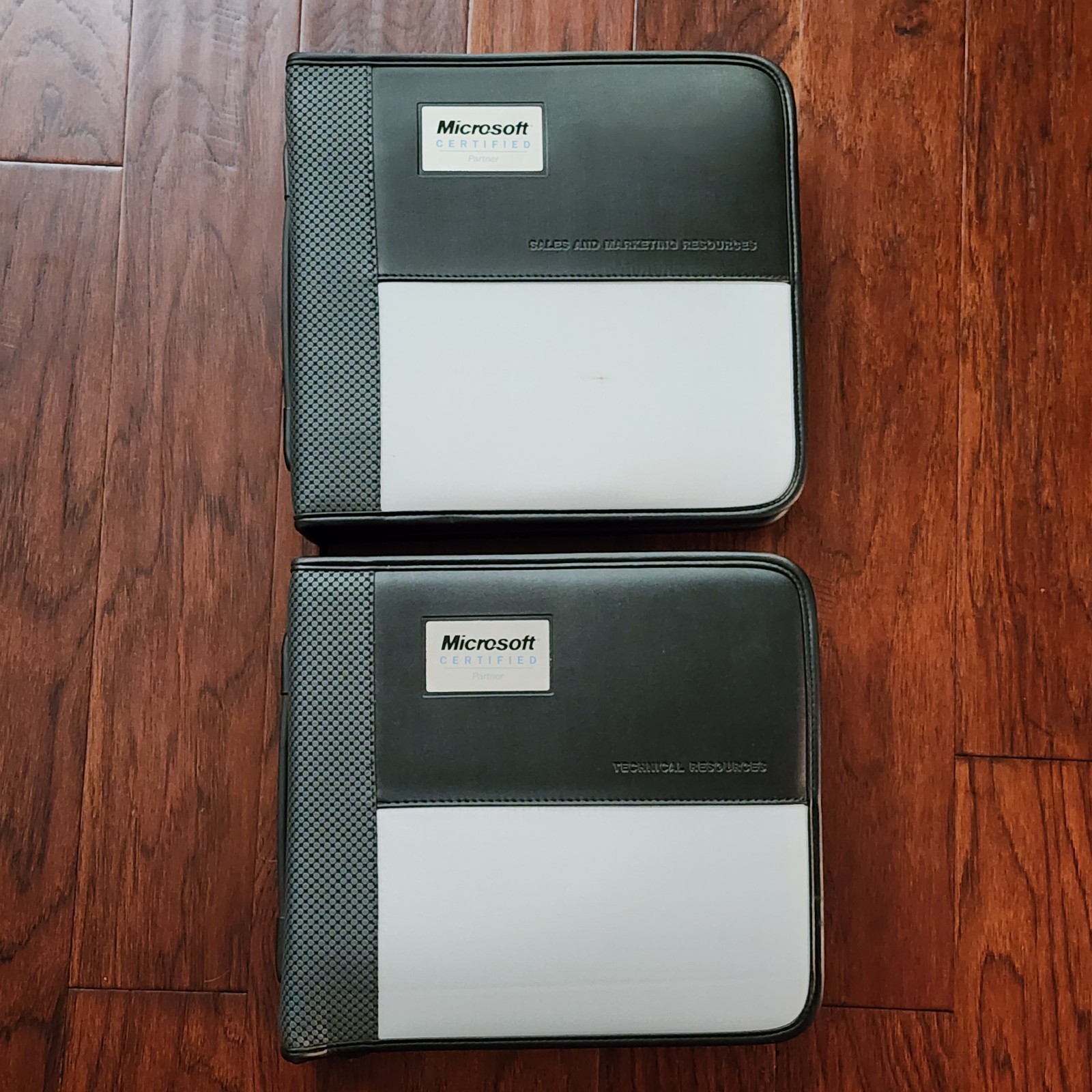 Microsoft Certified Partner Binder Technical & Sales & Marketing Resources 2001