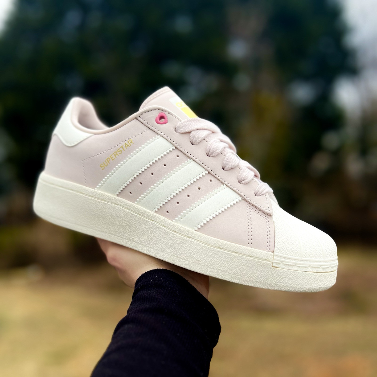 Adidas / Originals Superstar XLG Women’s Athletic Shoe Pink Sneakers #103