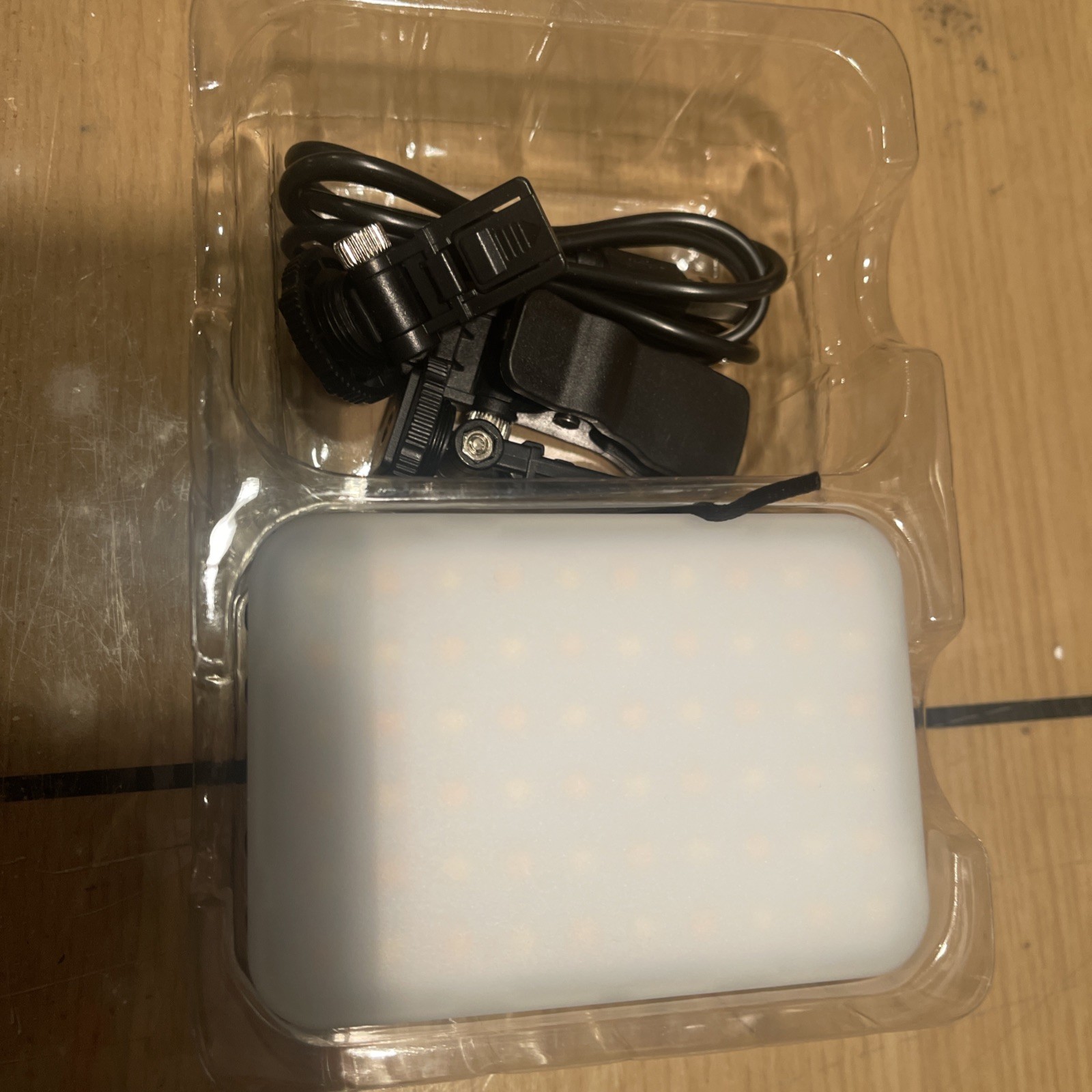 D6 LED Video Light with  Rechargeable Battery