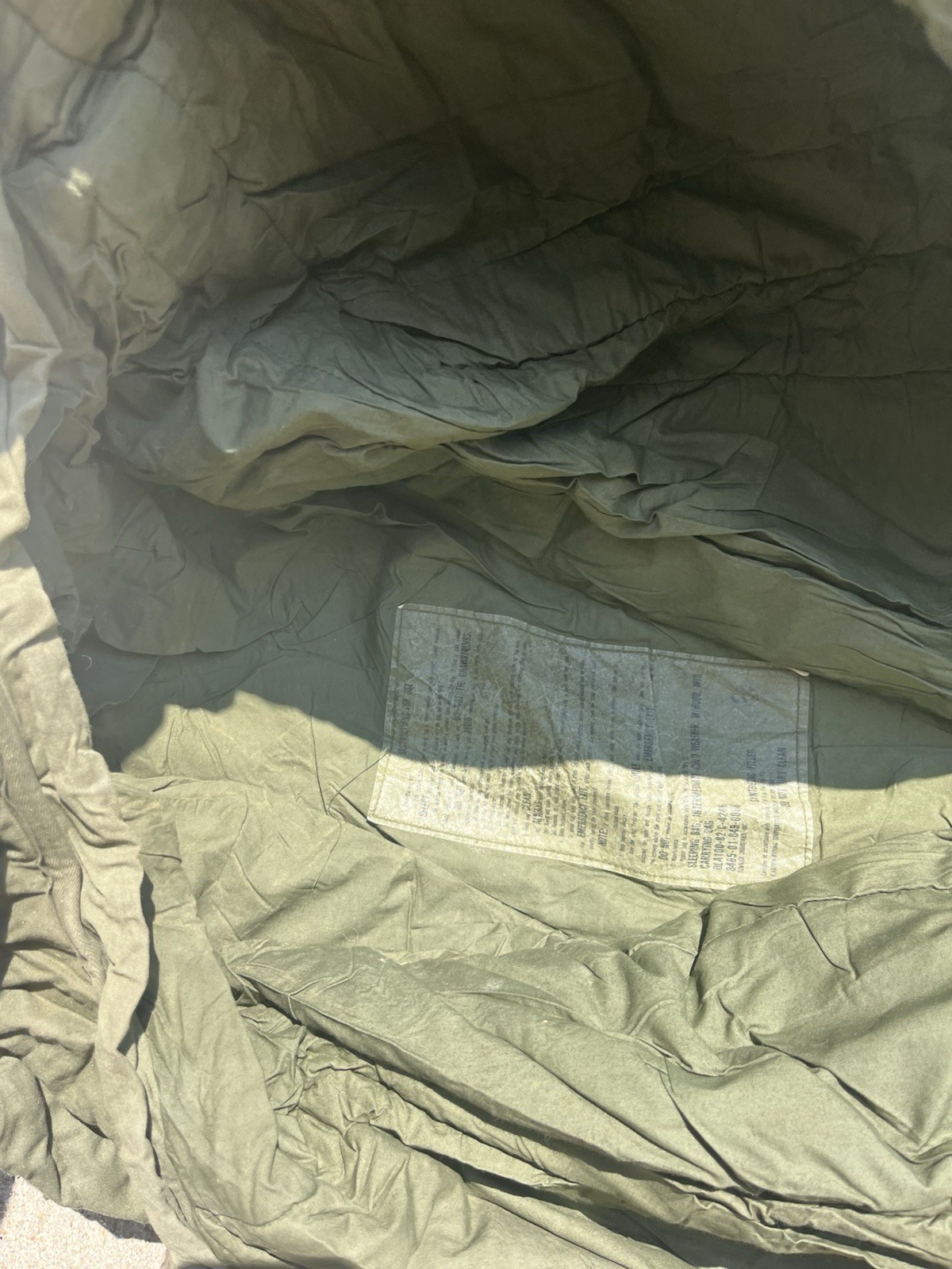 Vtg US Military Issue Intermediate Cold Weather Sleeping Bag Green Mummy Style