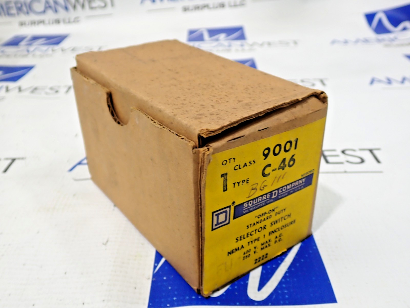 Square D 9001-C-46 Off-On Selector switch NEMA 1 Enclosure