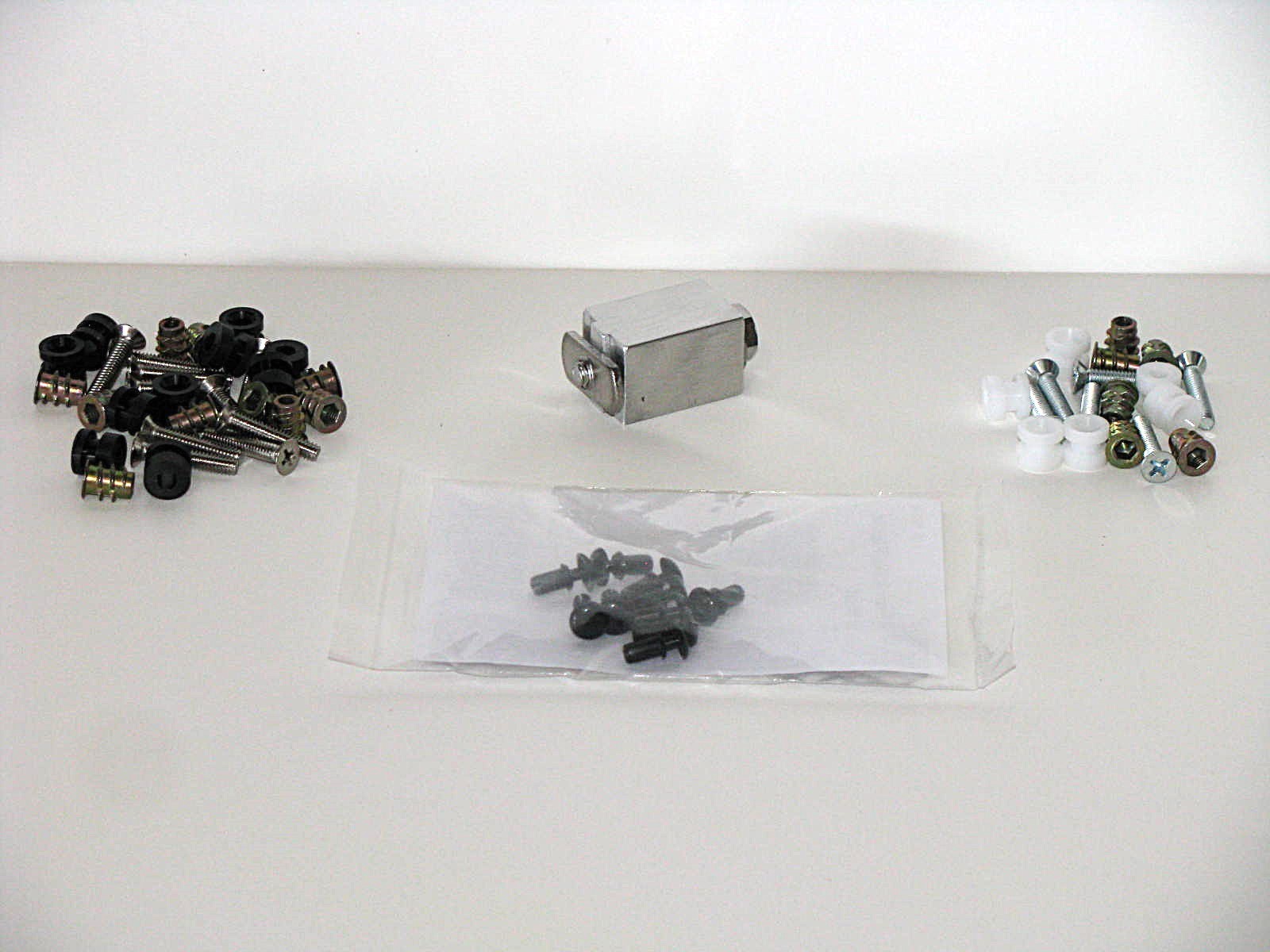 Model Rocketry 1010 Delrin Rail Buttons Rail Stop Bundle
