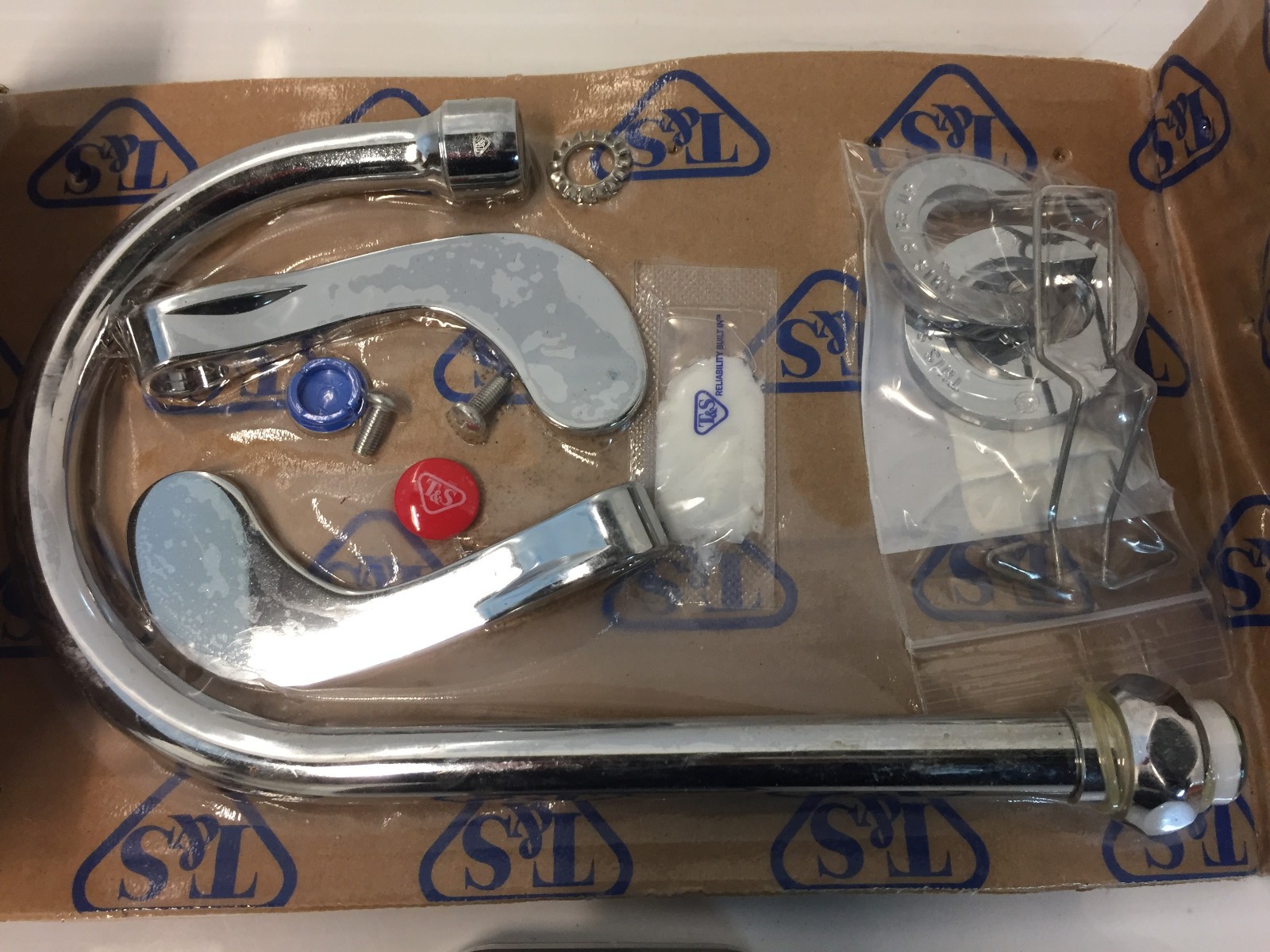 T&S Brass B-2866-01 EasyInstall Medical Faucet 8 3/4" Gooseneck (No Valve)