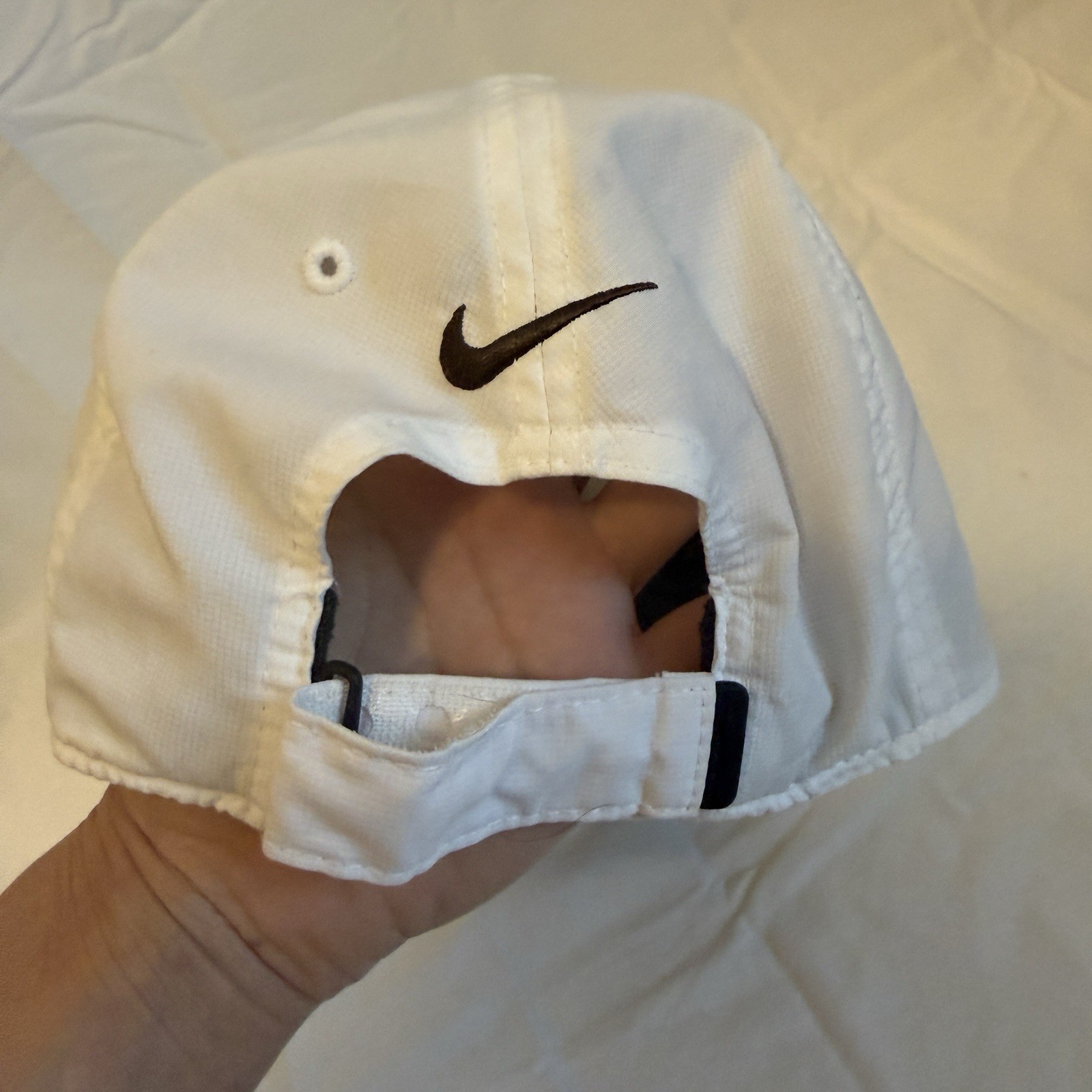 EUC Nike Mickey Mouse Authentic Disney Dri-Fit Featherlight Running OSFA Hat Cap