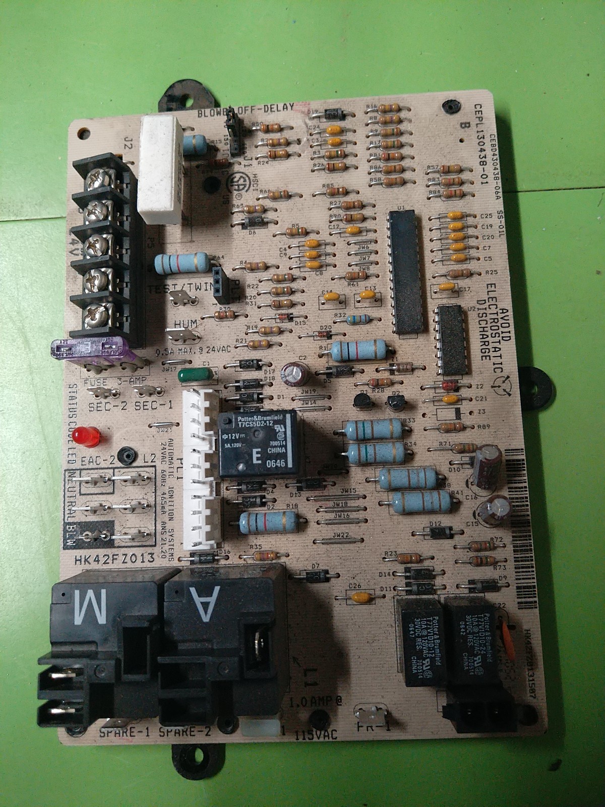 Carrier HK42FZ013 OEM Furnace Control Board CEPL130438-01