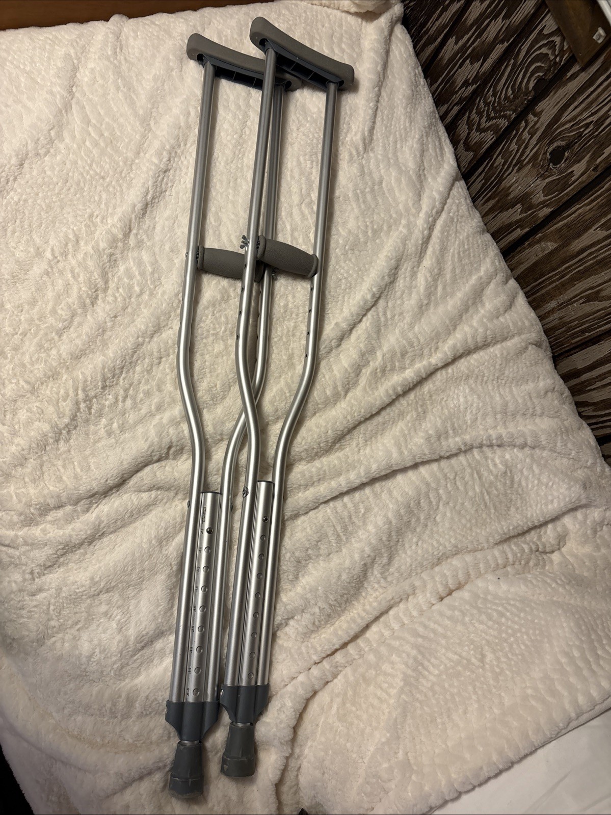 Set Of Metal Crutches 5’2”-5’10”