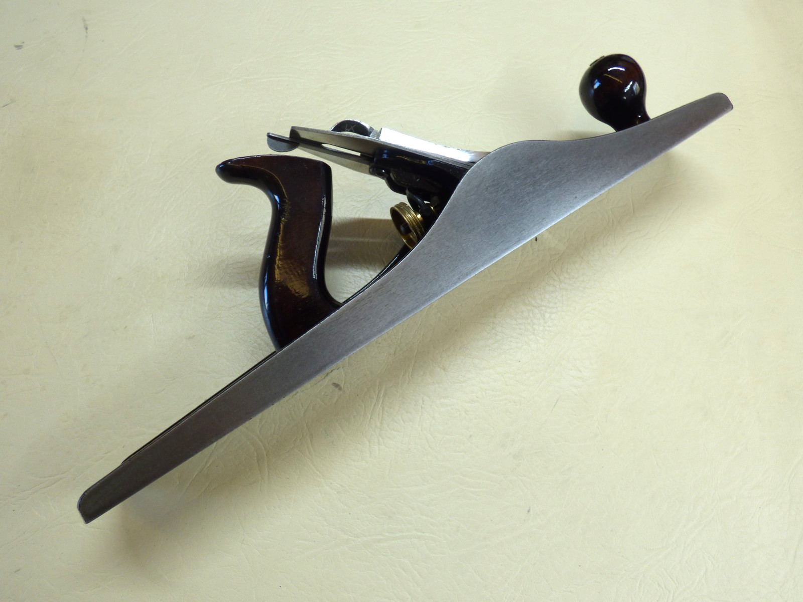 Stanley  Bailey No 6 Smoothing Plane - Made in England ( 1 x R.D. 02/04 )