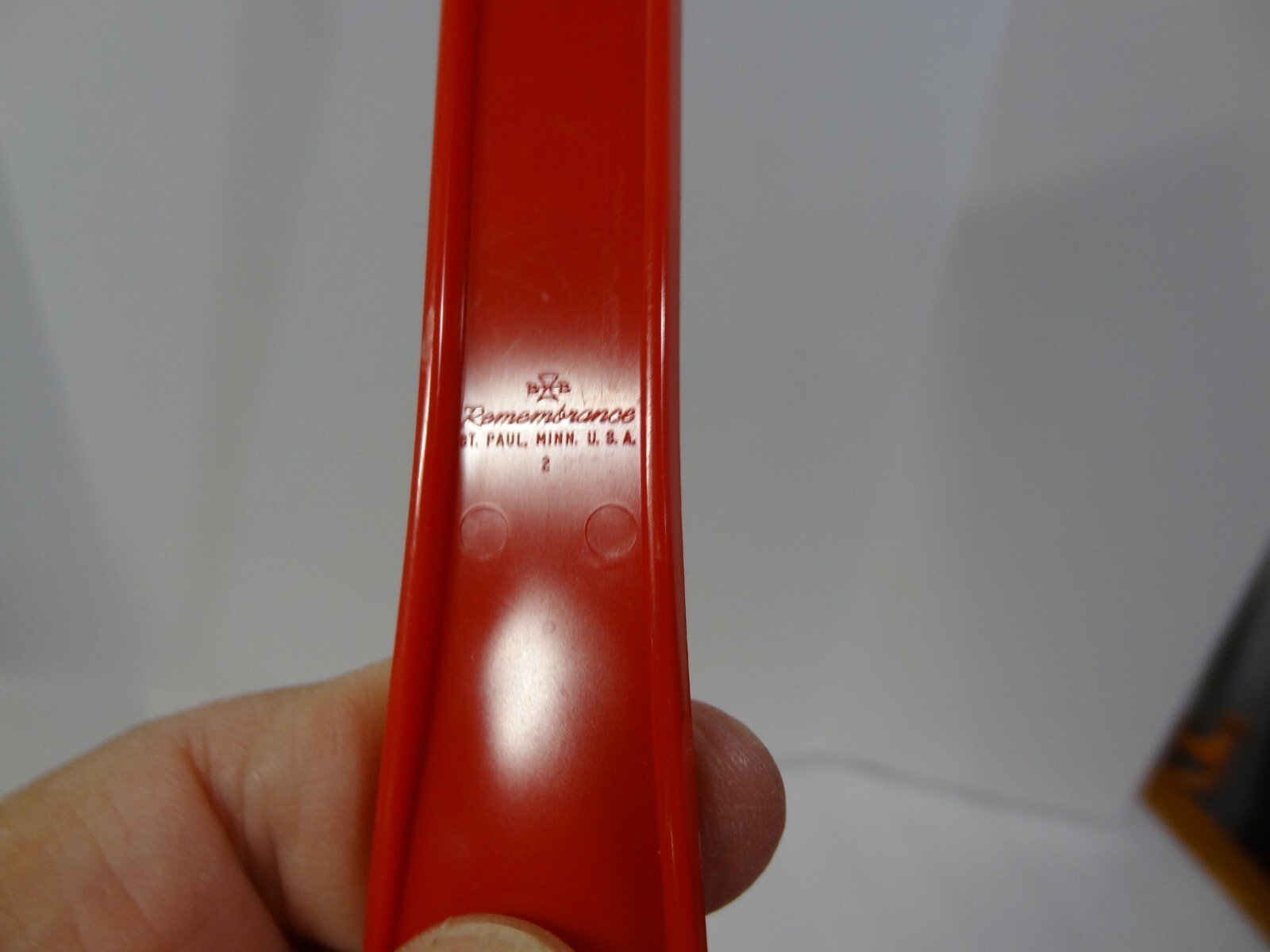 Vintage Edman Furniture Eugene Oregon Advertising Red Plastic 16" Shoe Horn